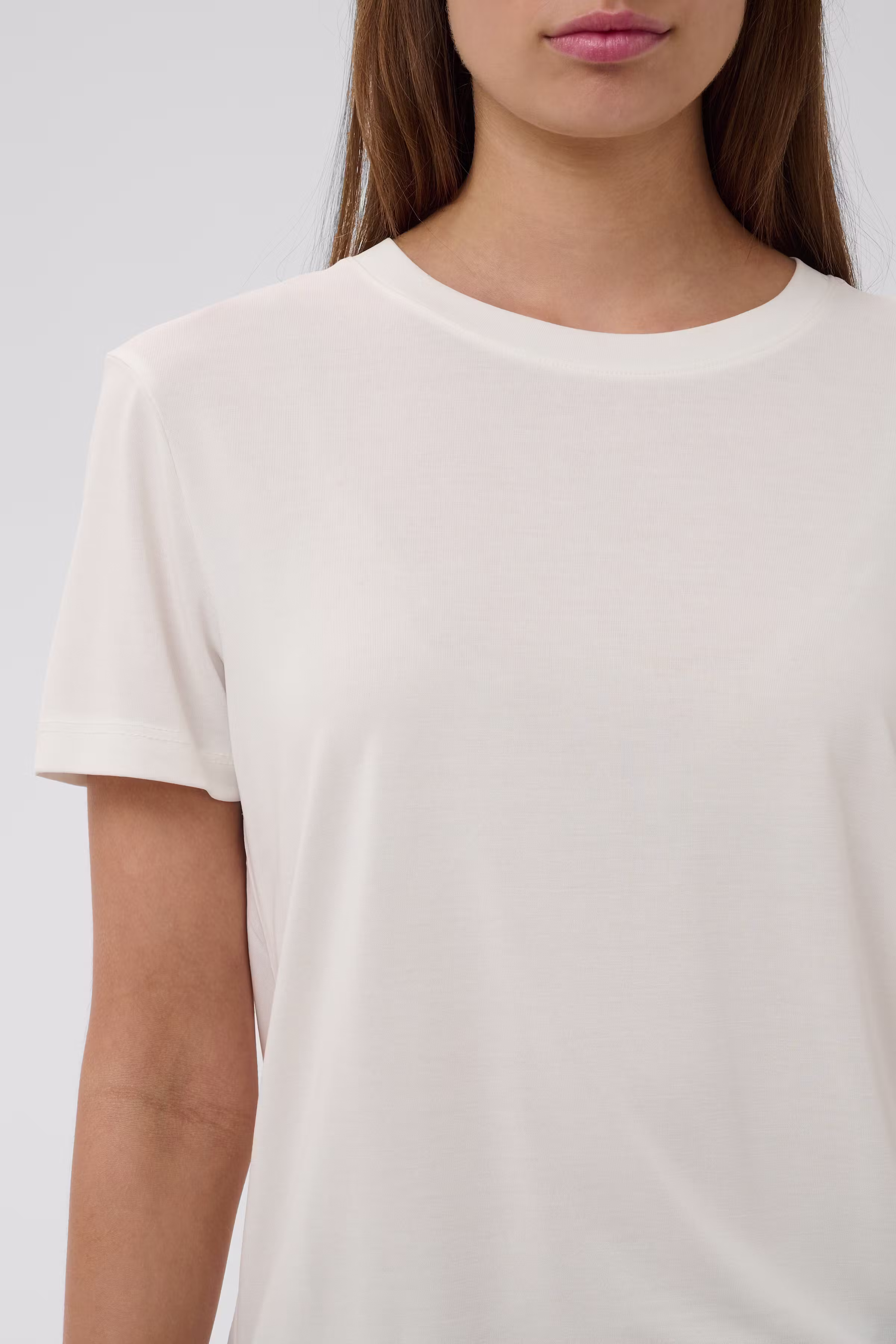 SLColumbine T-shirt LOOKBOOK DETAIL 30404678-40093