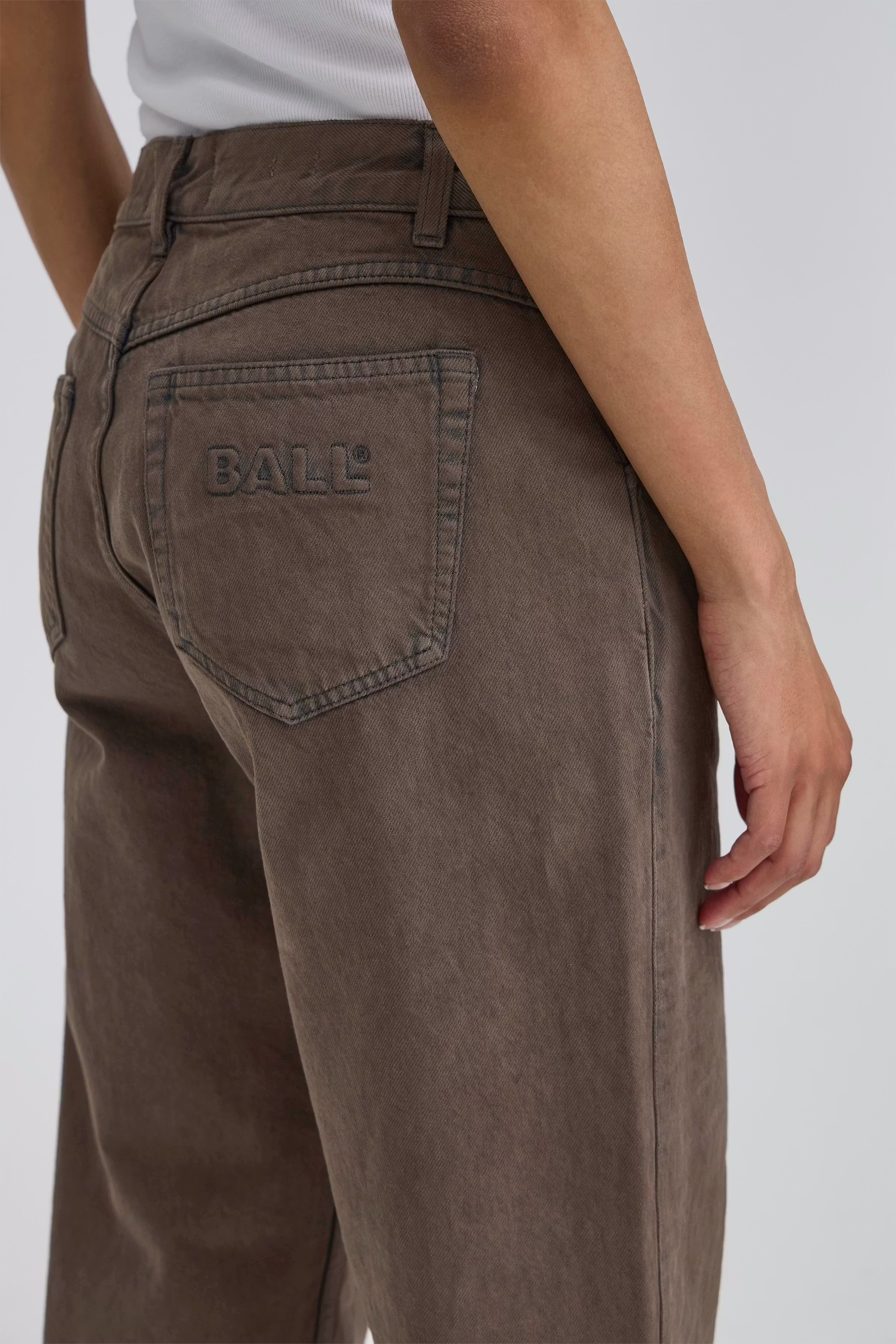 BAPIETRO Cropped Jeans LOOKBOOK DETAIL 50405306-190915