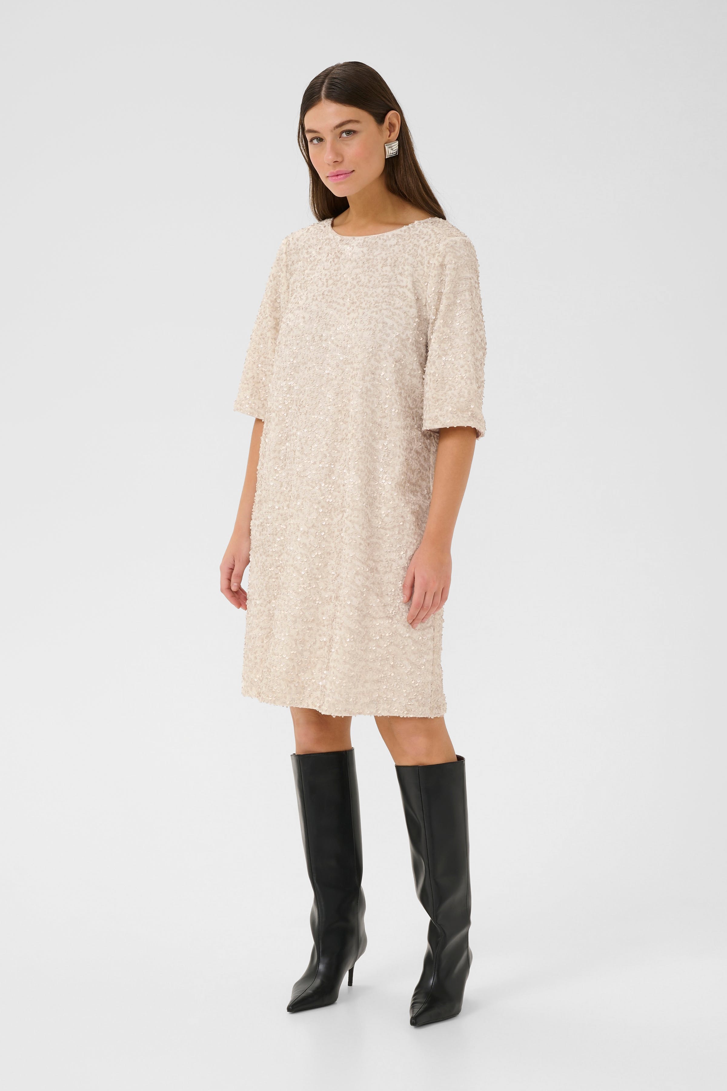 CUnali Paillettenjurk LOOKBOOK FRONT 50112510-120304