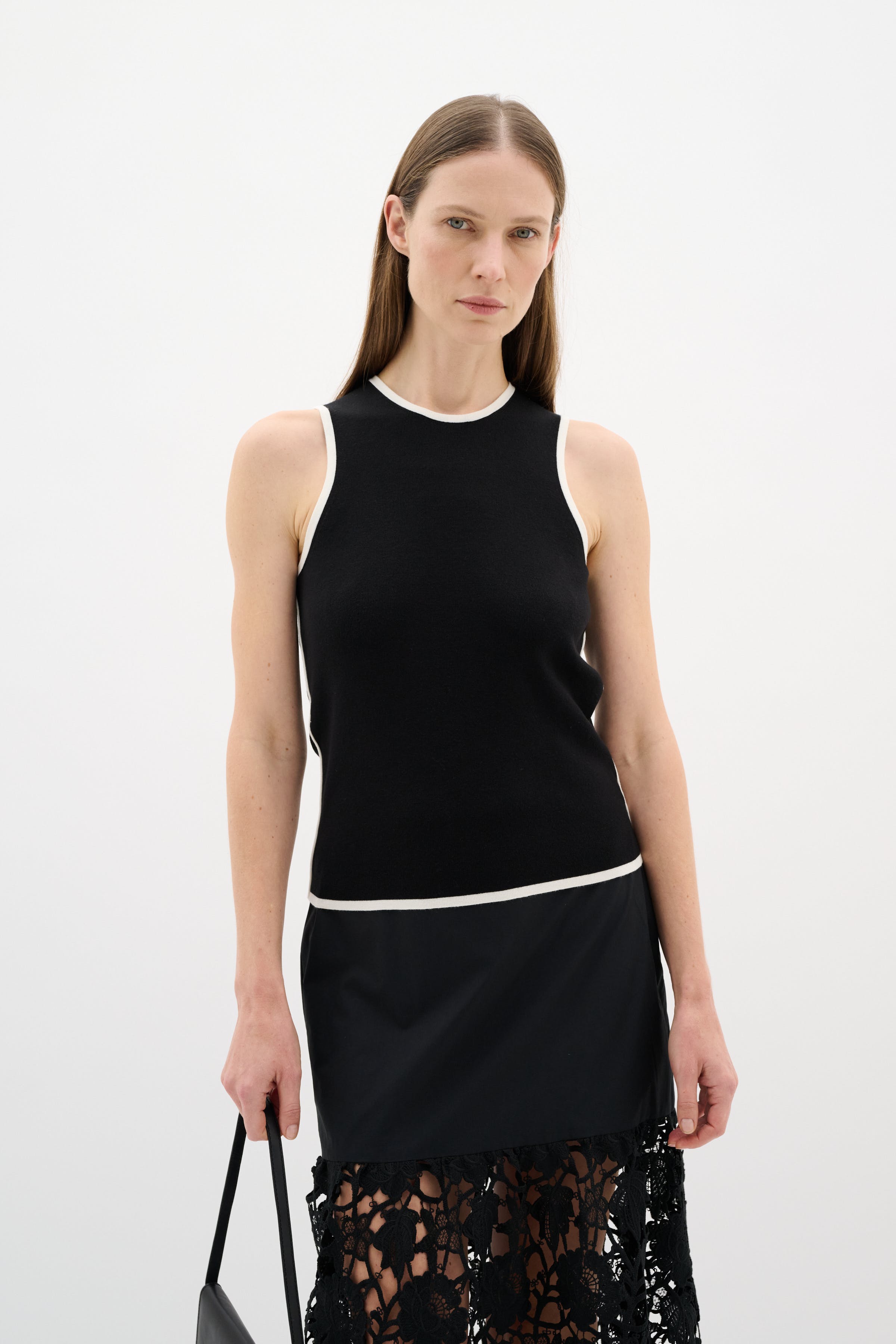 SaccoIW Top LOOKBOOK FRONT 30110578-194008