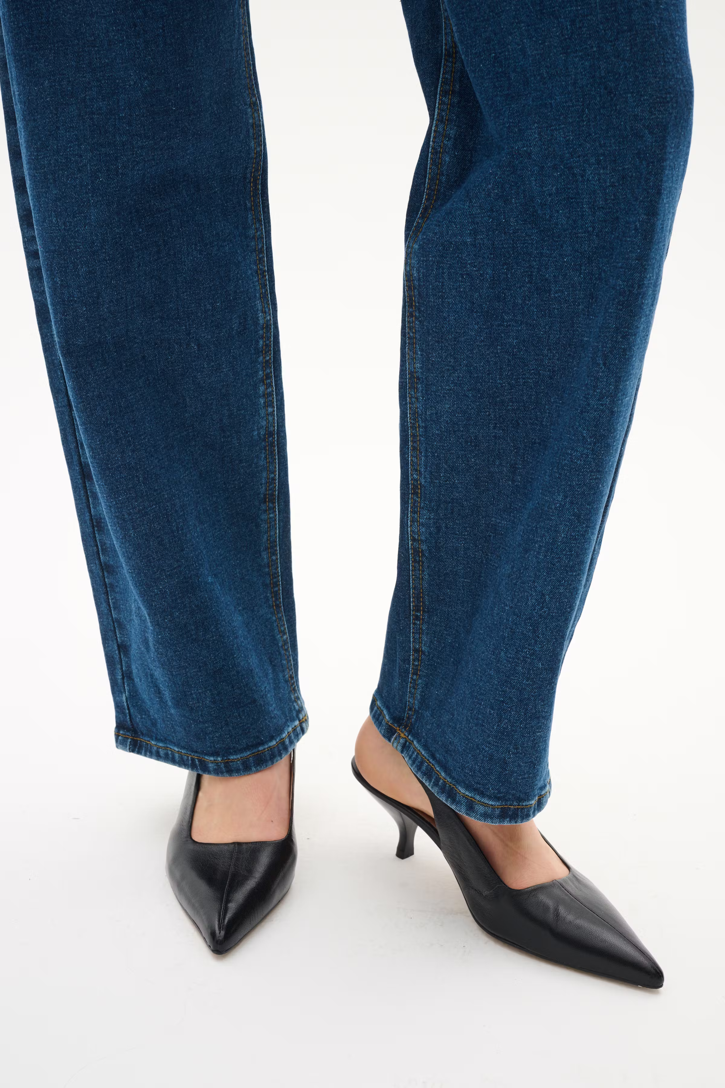 WixieIW Schoenen LOOKBOOK FRONT 30110333-194008