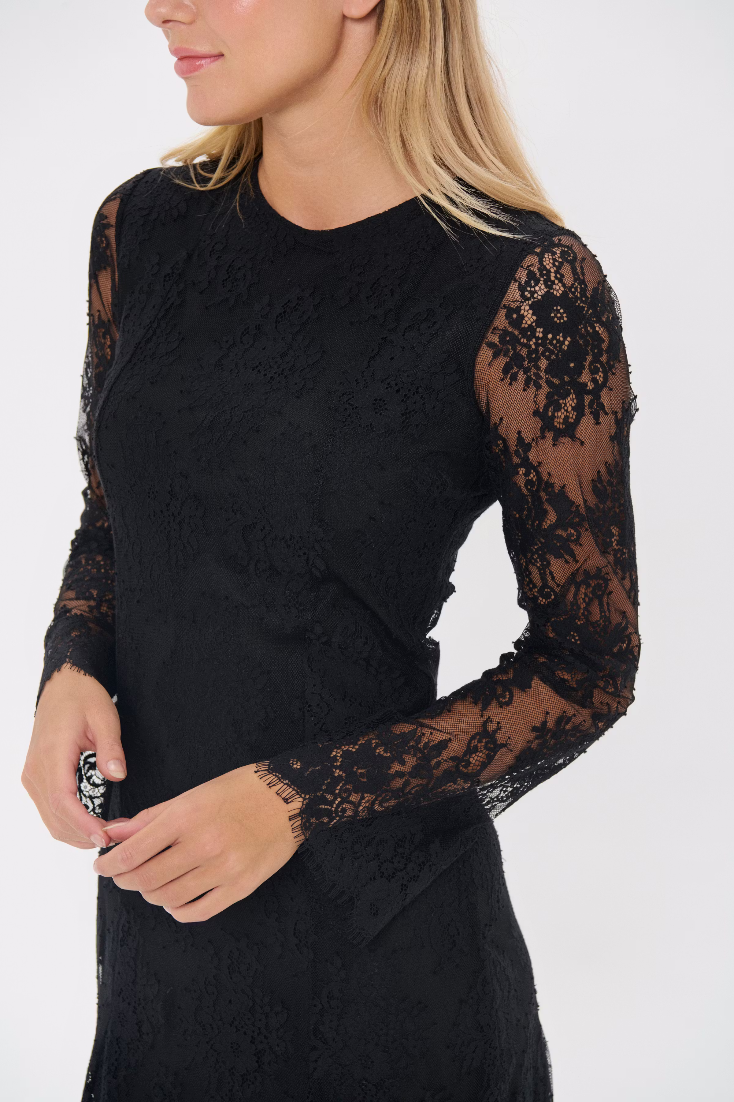 NadegeSZ Kleid LOOKBOOK DETAIL 30514591-193911