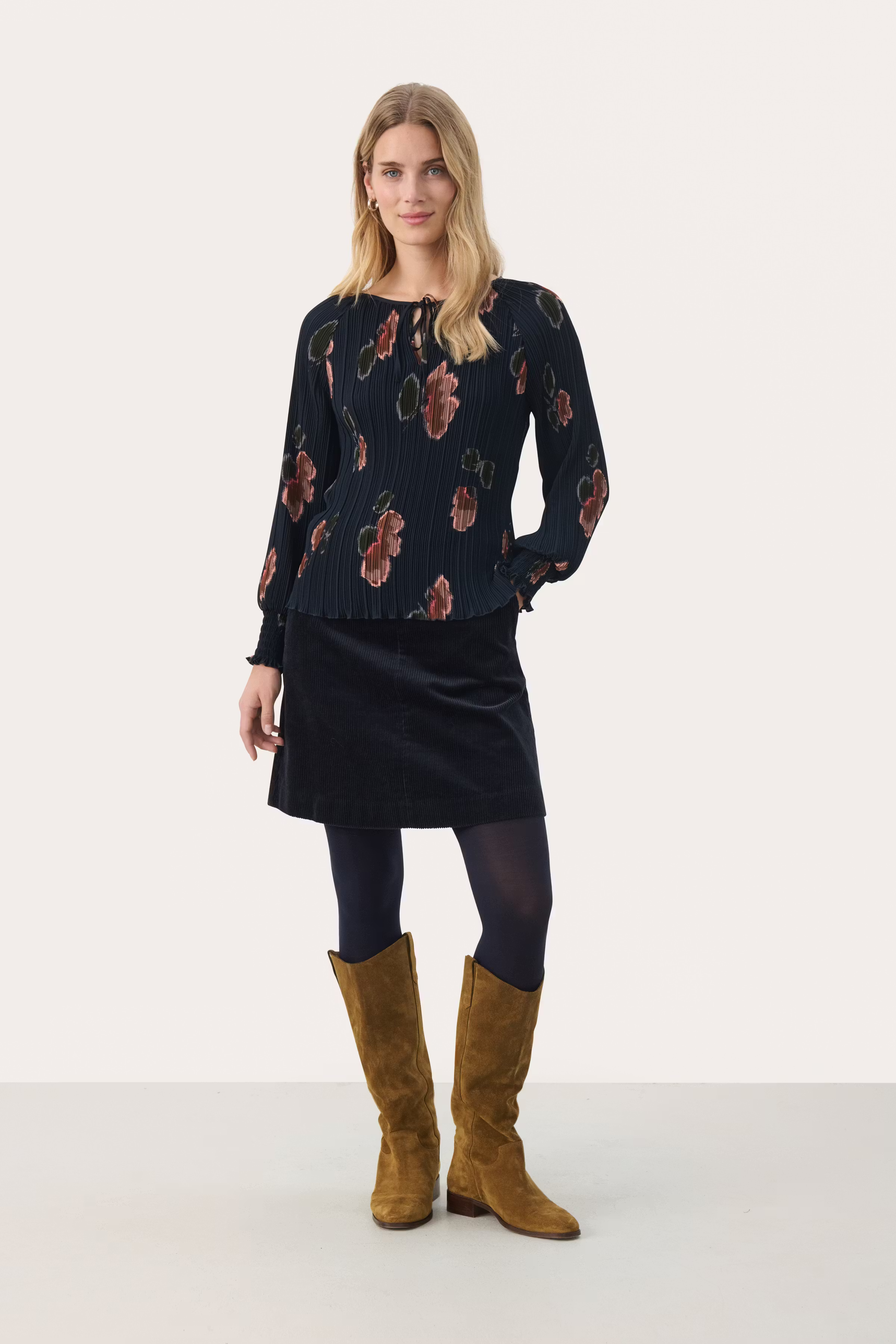 PriyaPW Blouse LOOKBOOK FRONT 30309259-303394