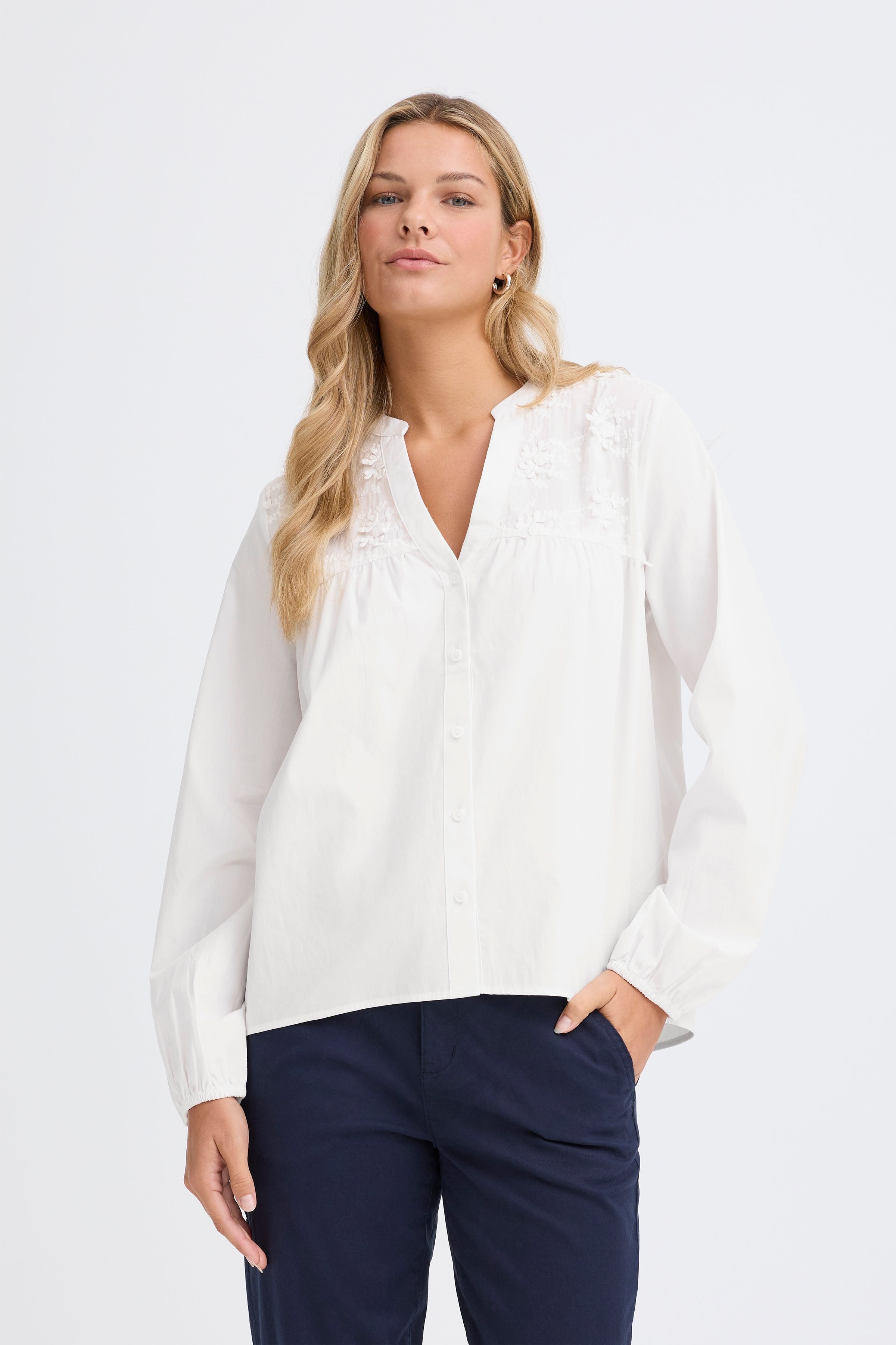 FROBBIE Shirt LOOKBOOK FRONT 20617433-114800