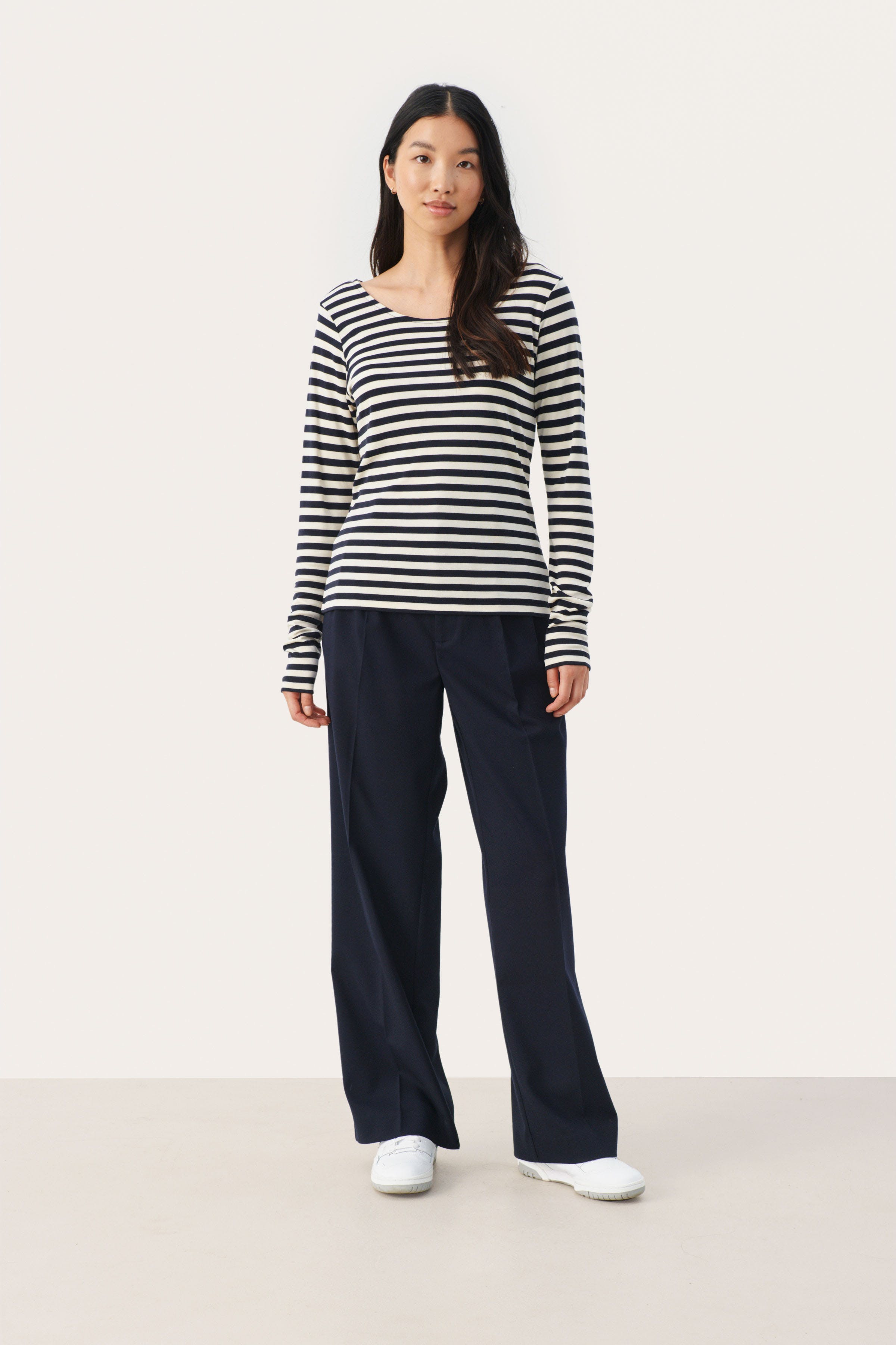 FanneysPW T-shirt met lange mouwen LOOKBOOK FRONT 30308507-302615