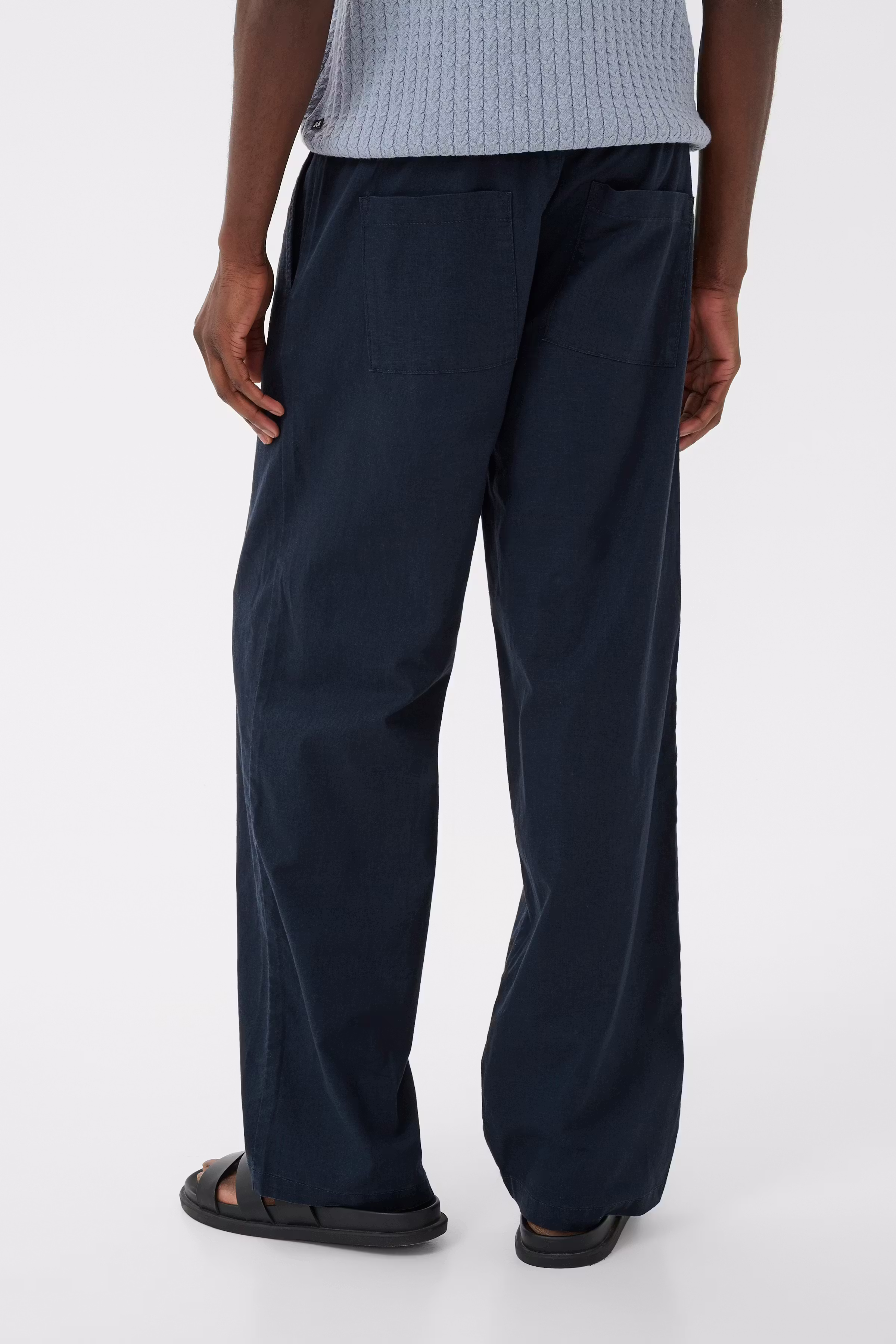 MABarton Wide Trousers LOOKBOOK BACK 30208435-194011