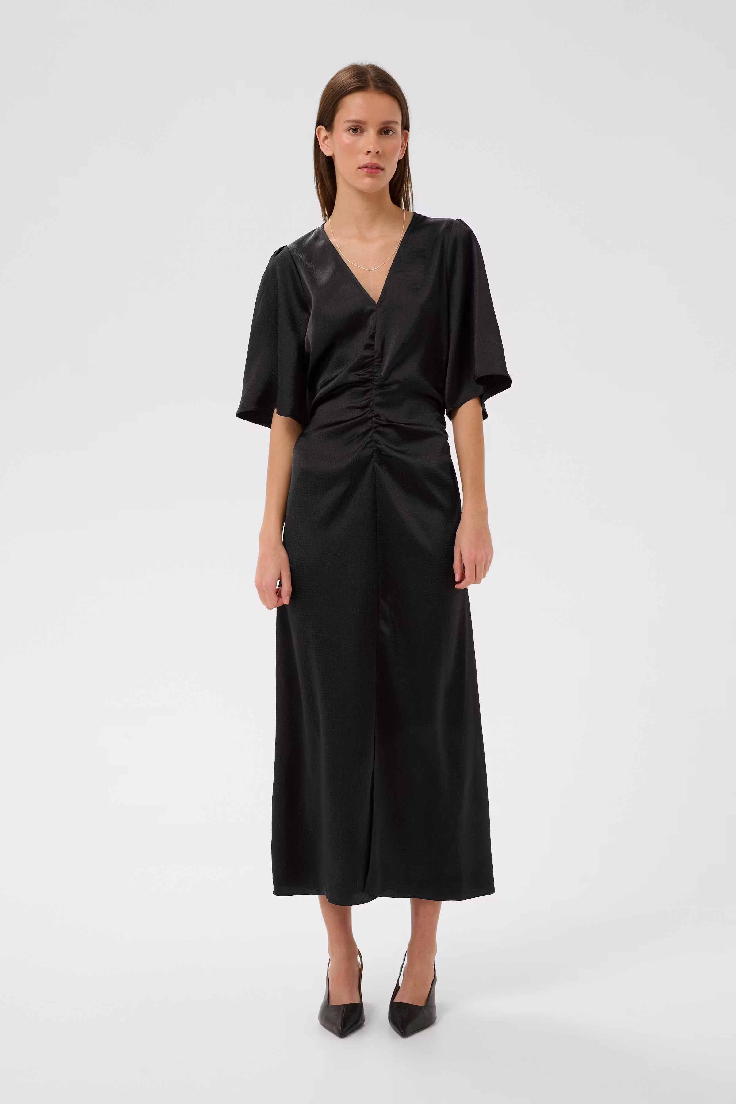 SendraIW Fitted Dress LOOKBOOK FRONT 30110791-194008