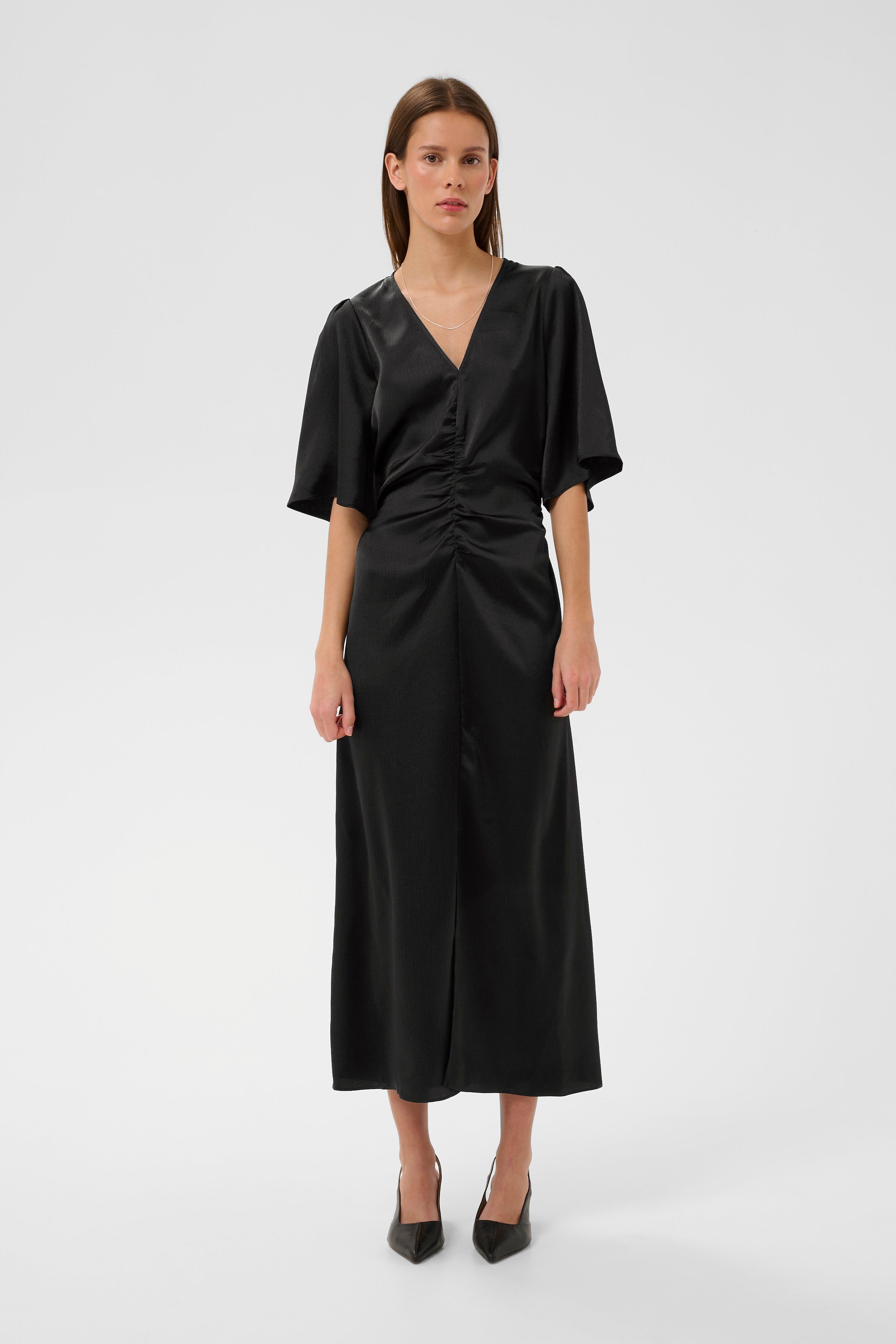 SendraIW Fitted Dress LOOKBOOK FRONT 30110791-194008