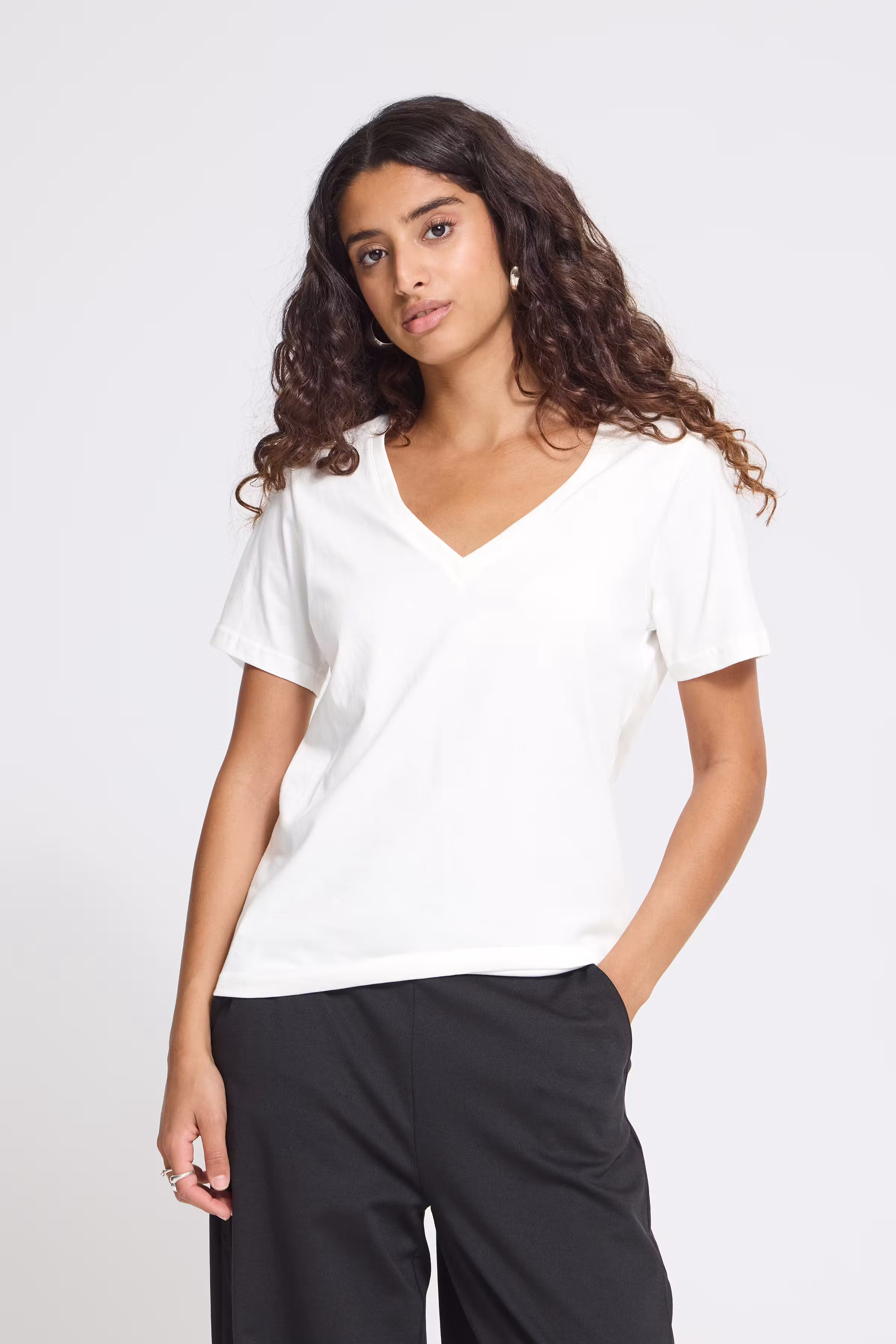 IHPALMER V T-shirt LOOKBOOK FRONT 20120348-114201