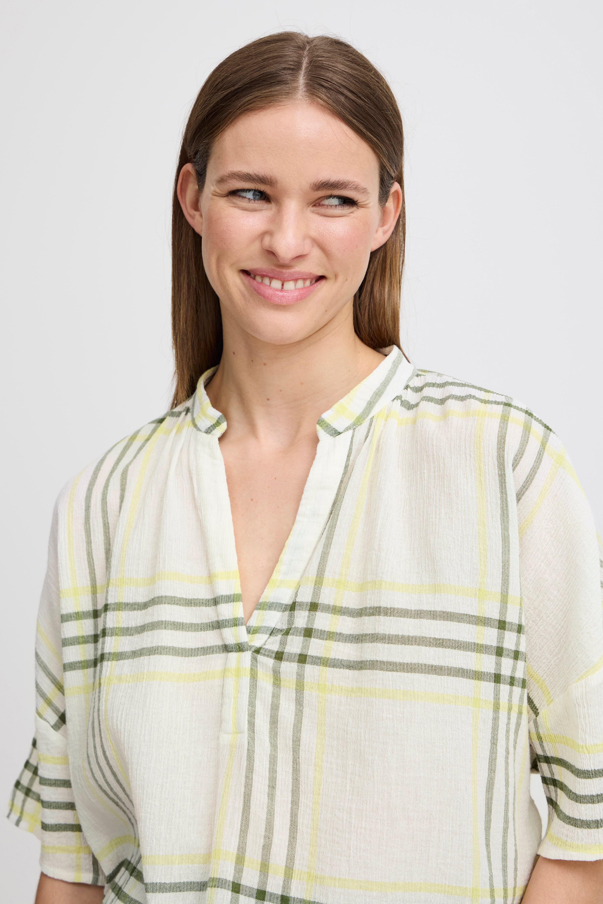 BYJOVI Blus LOOKBOOK DETAIL 20814906-202911