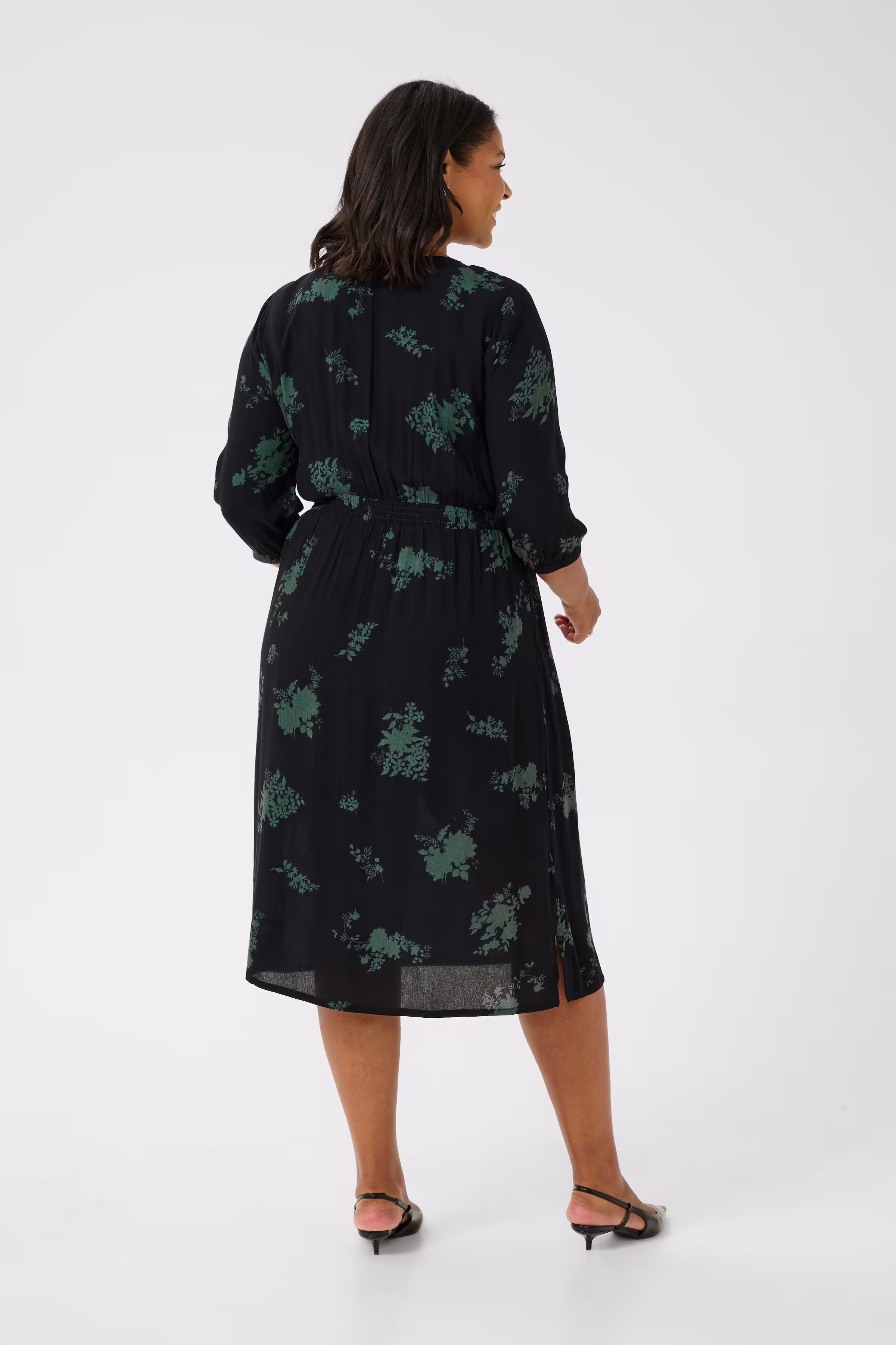 KCjina Kleid LOOKBOOK BACK 10583303-107693