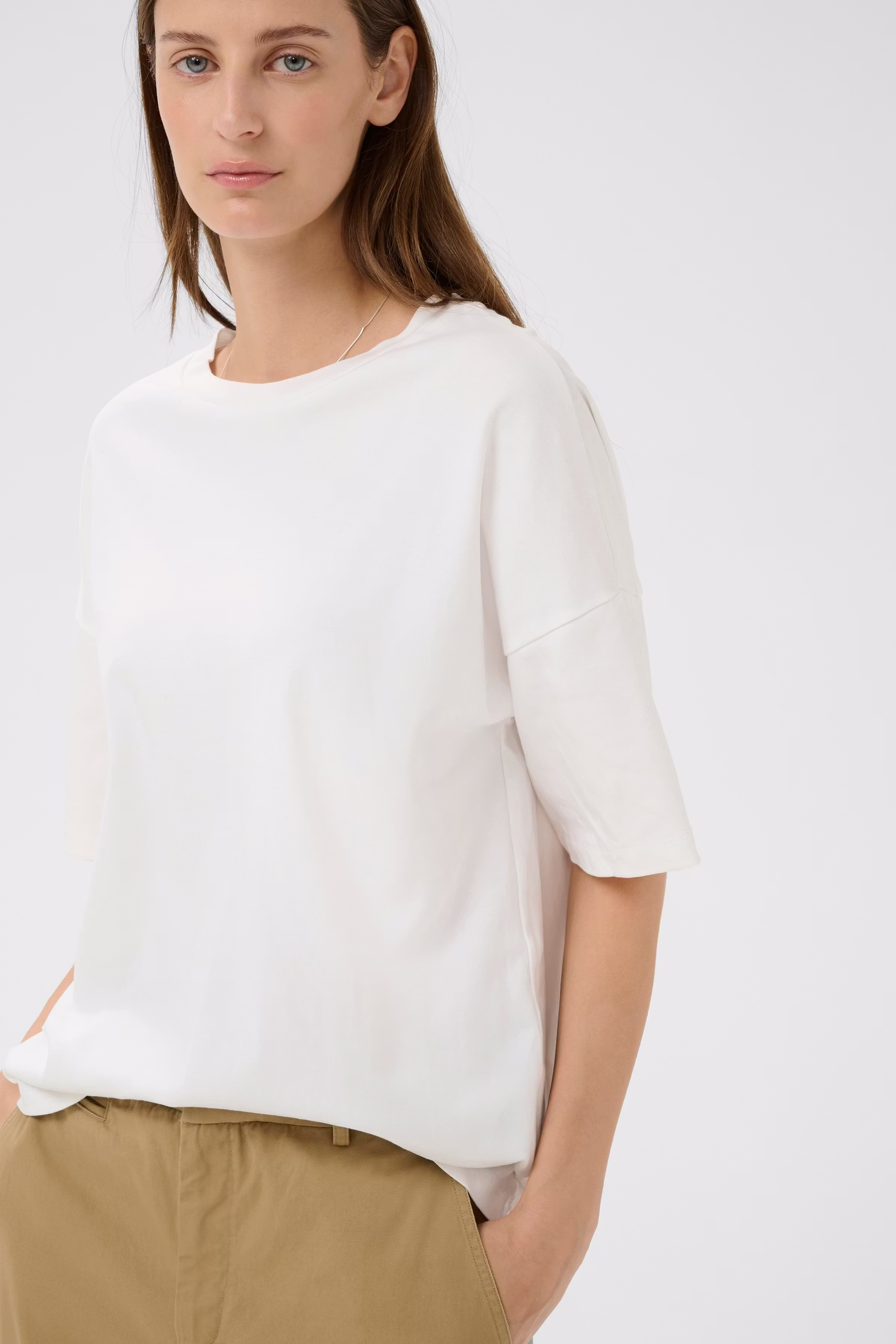SOPHIEIW BOXY T-shirt LOOKBOOK DETAIL 30112445-300001