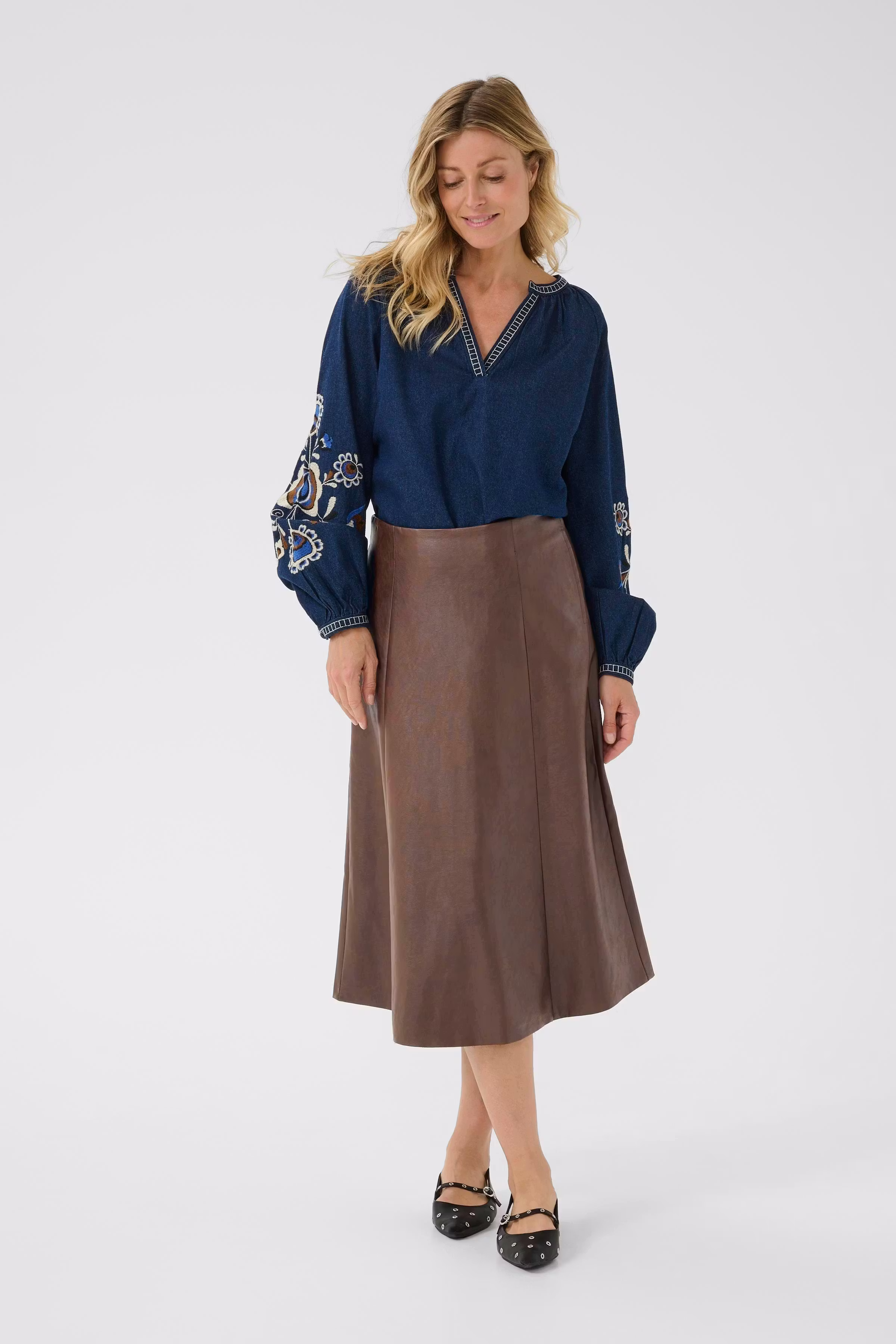 CRPaloma Skirt LOOKBOOK FRONT 10614242-108276