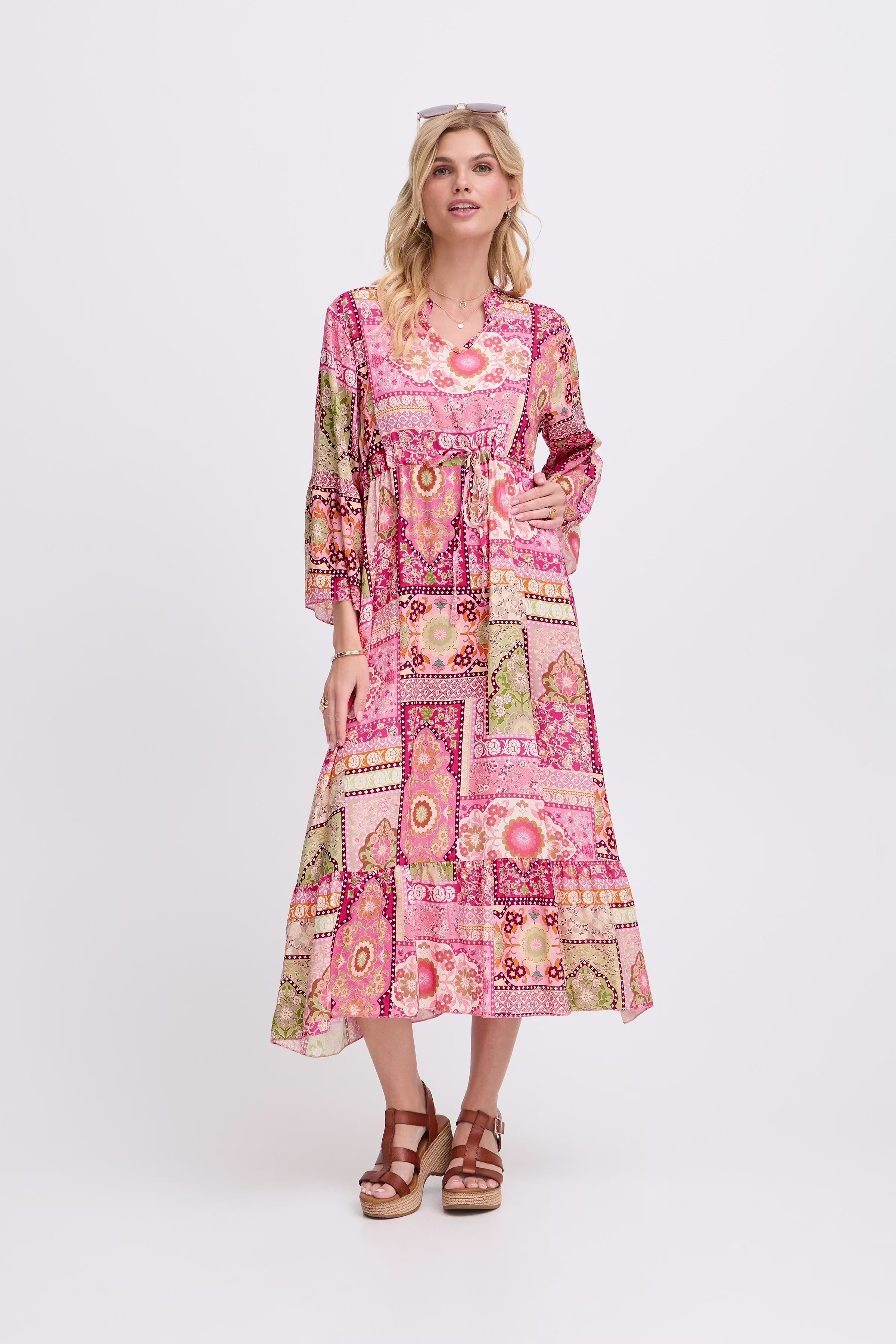 SBGITI Kjole LOOKBOOK FRONT 22101034-182133