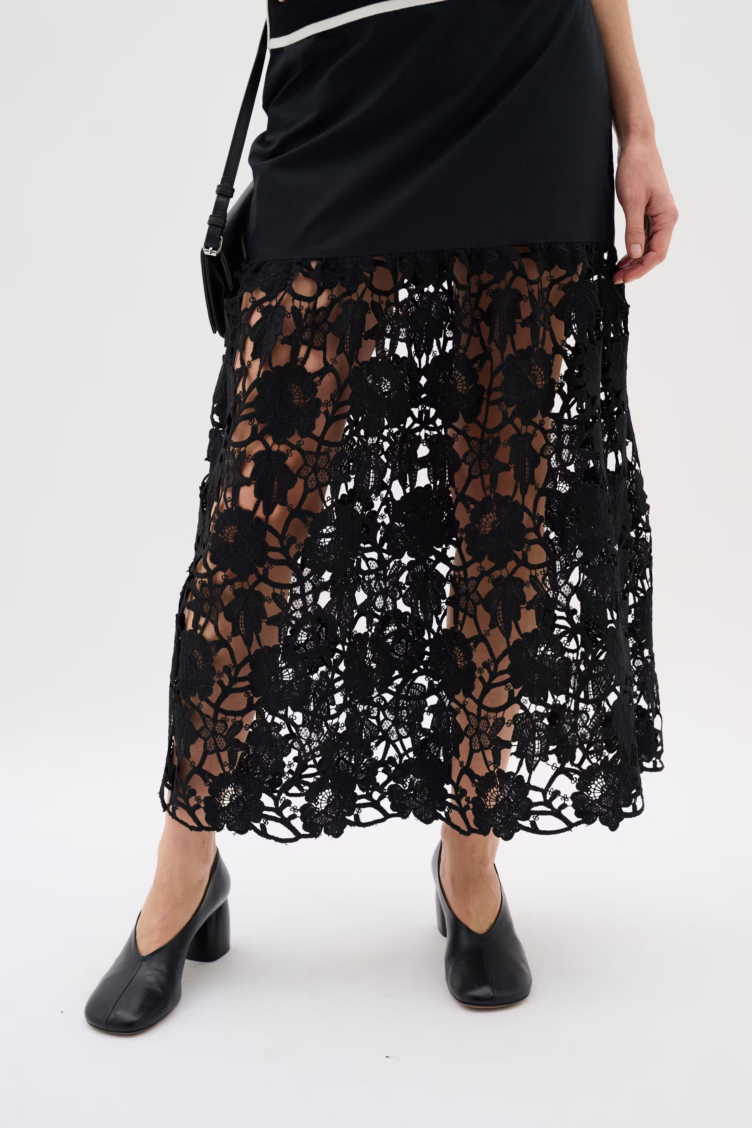 KyotoIW Skjørt LOOKBOOK FRONT 30110817-194008