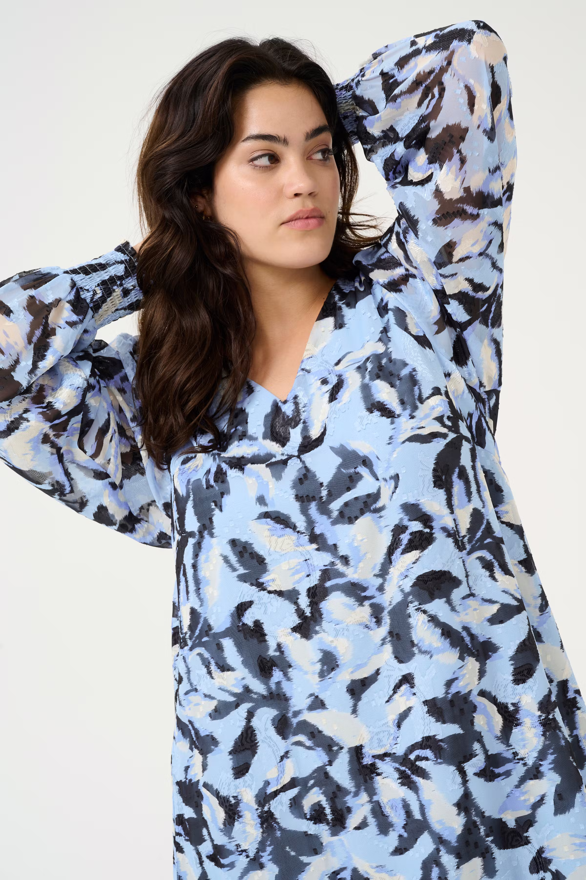 KCelona Robe LOOKBOOK DETAIL 10583061-107289