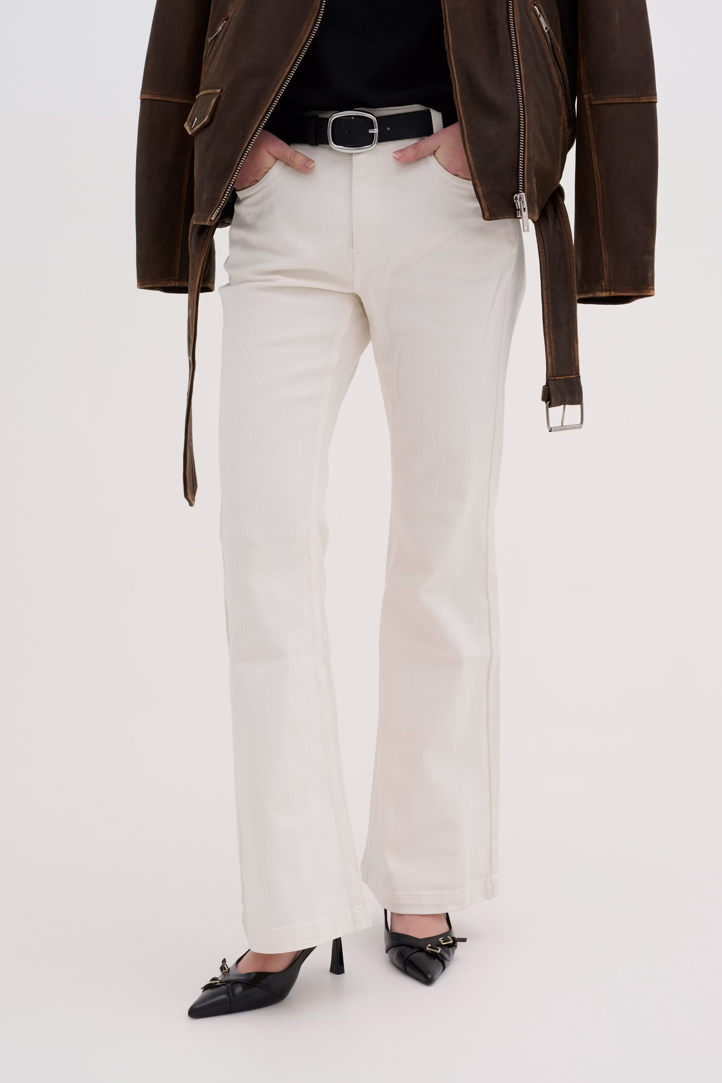 DangoMW Bootcut jeans LOOKBOOK FRONT 10704653-103563
