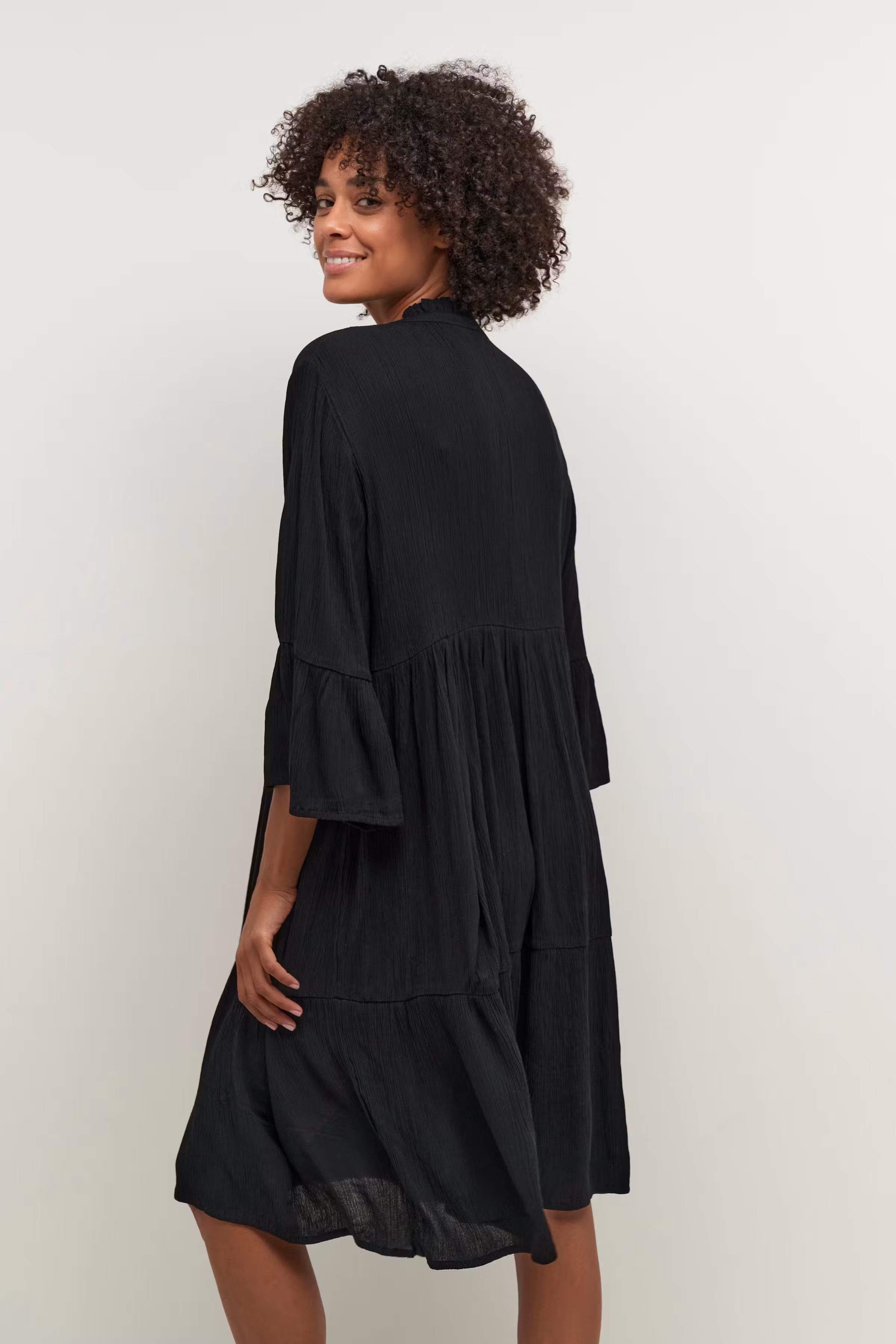 KAmarianah Dress LOOKBOOK BACK 10506685-100121