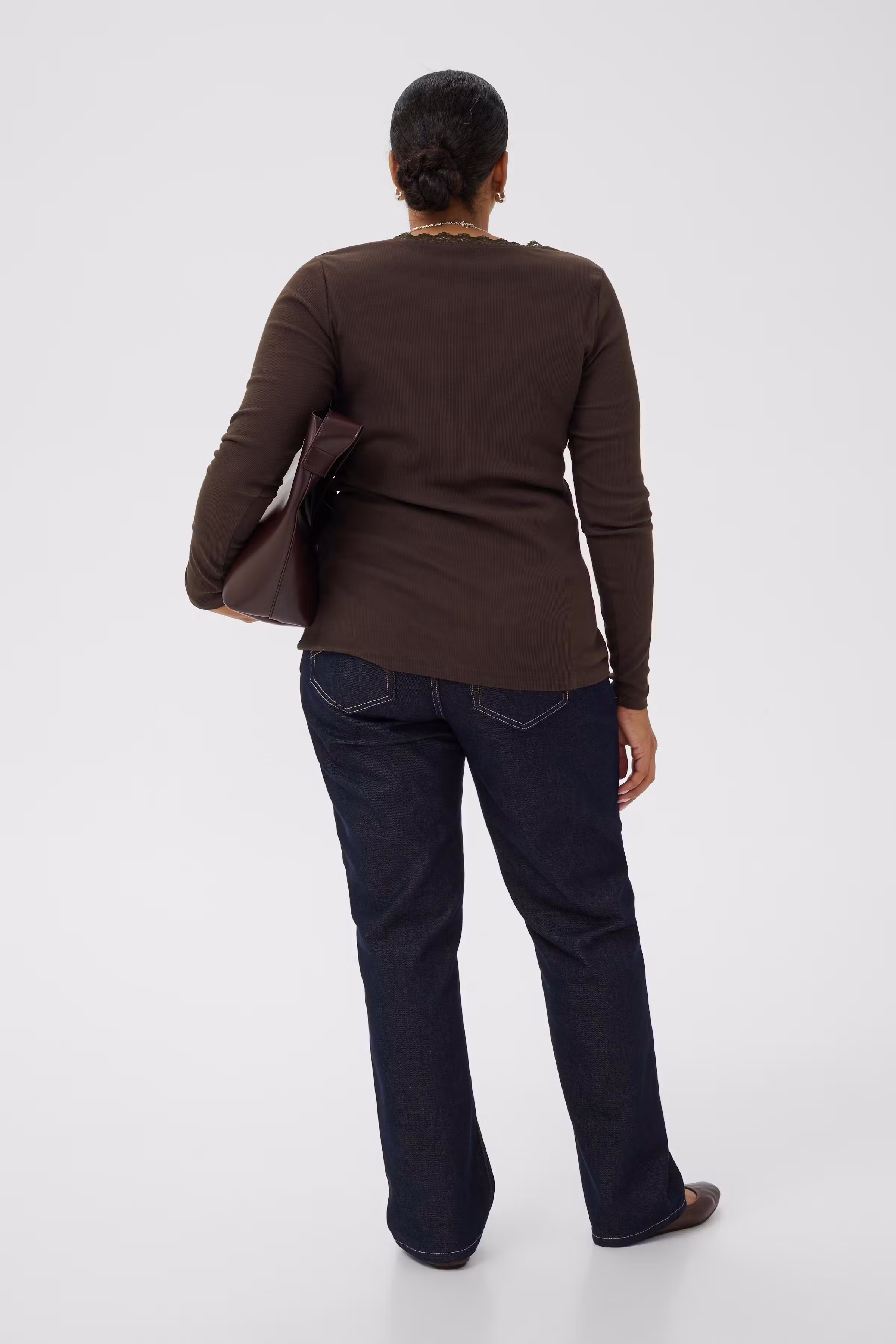 KCbritt T-shirt LOOKBOOK BACK 10583314-190915