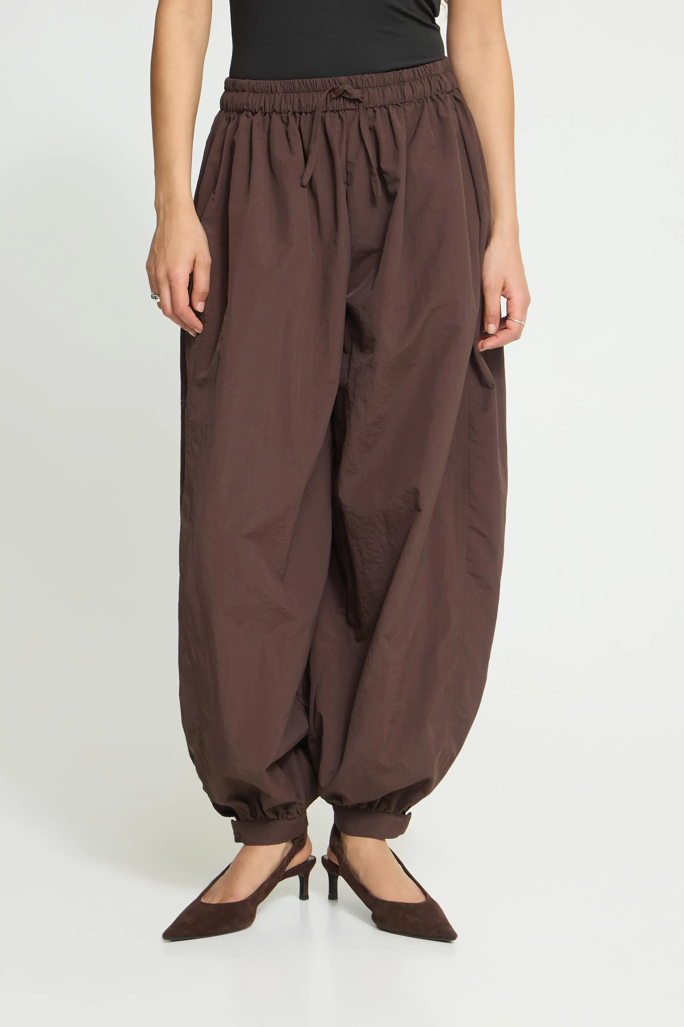 IHGAFNA Bukser LOOKBOOK FRONT 20126776-190915