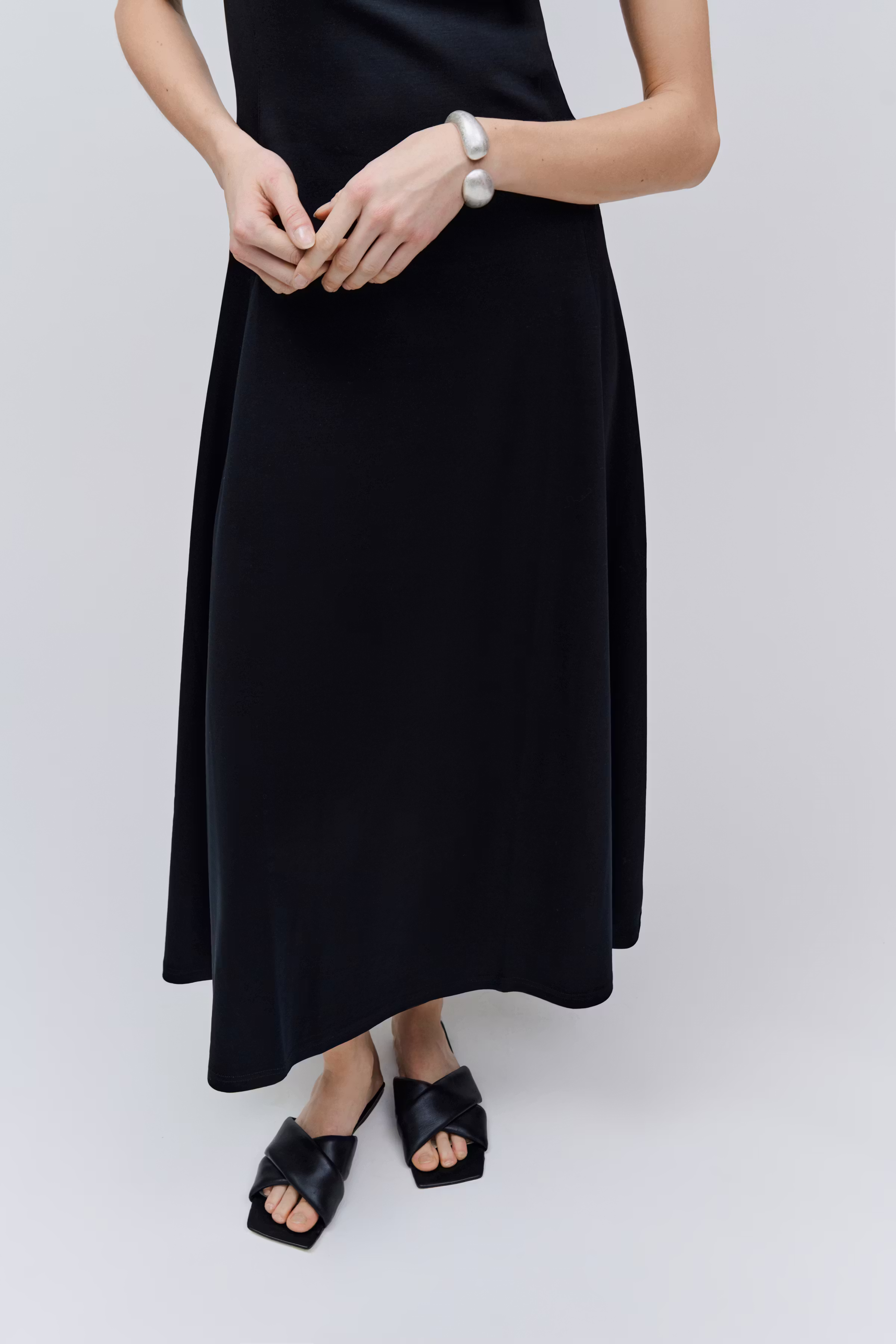 ONDYNE Kleid LOOKBOOK DETAIL 30600671-BK999