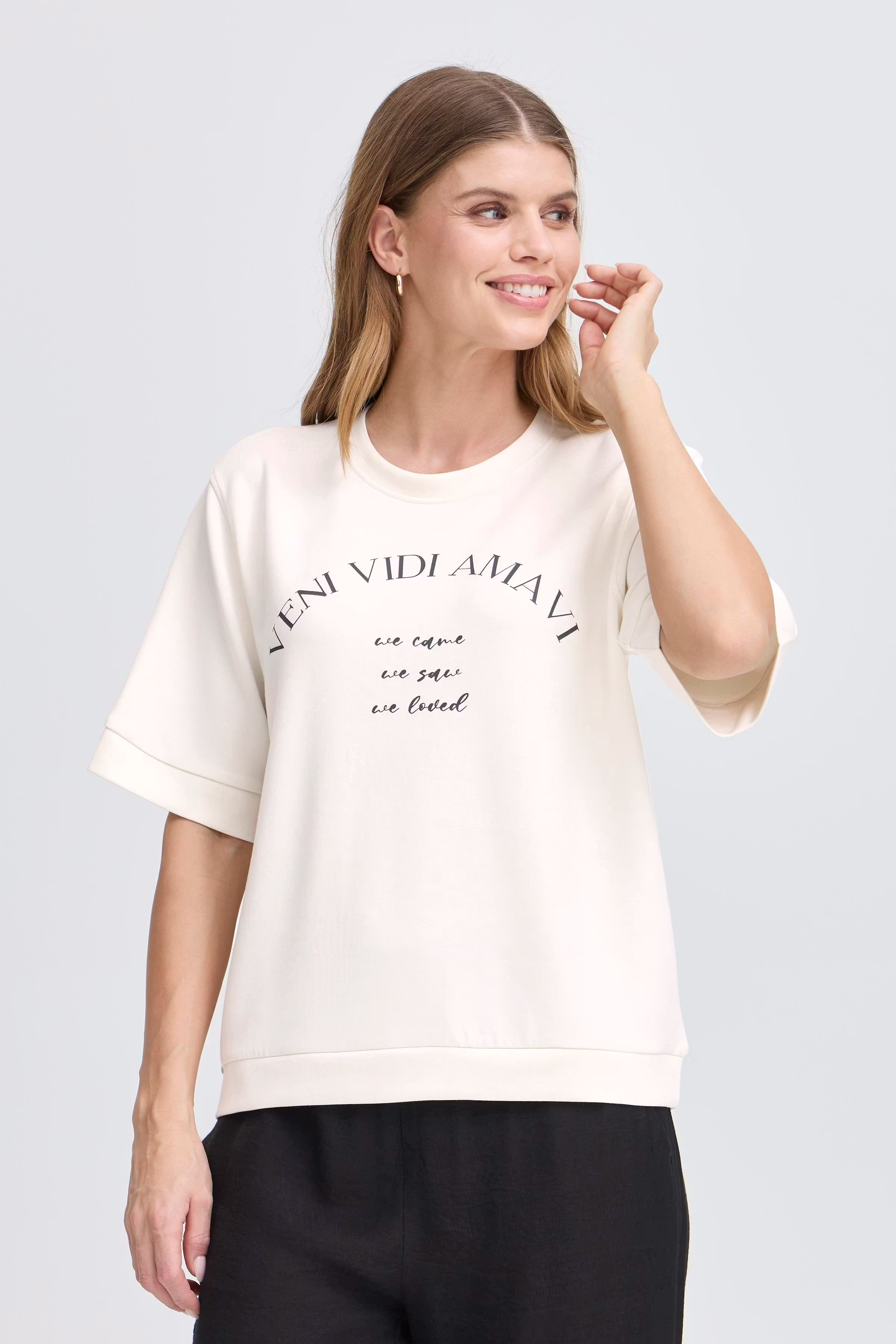 FRAURORA Sweatshirt LOOKBOOK FRONT 20615720-204421