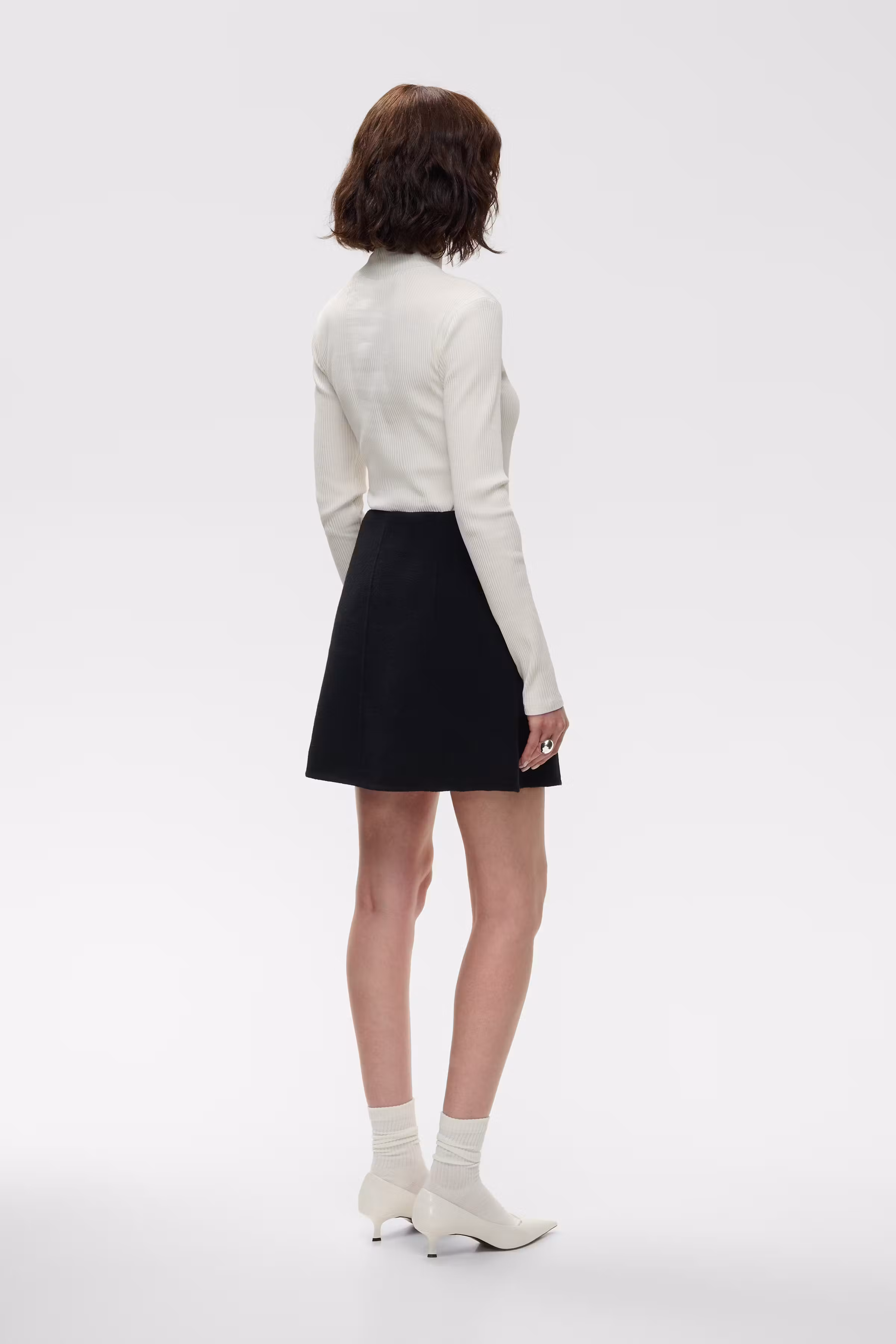 IOSora Skirt LOOKBOOK BACK 30600105-BK999