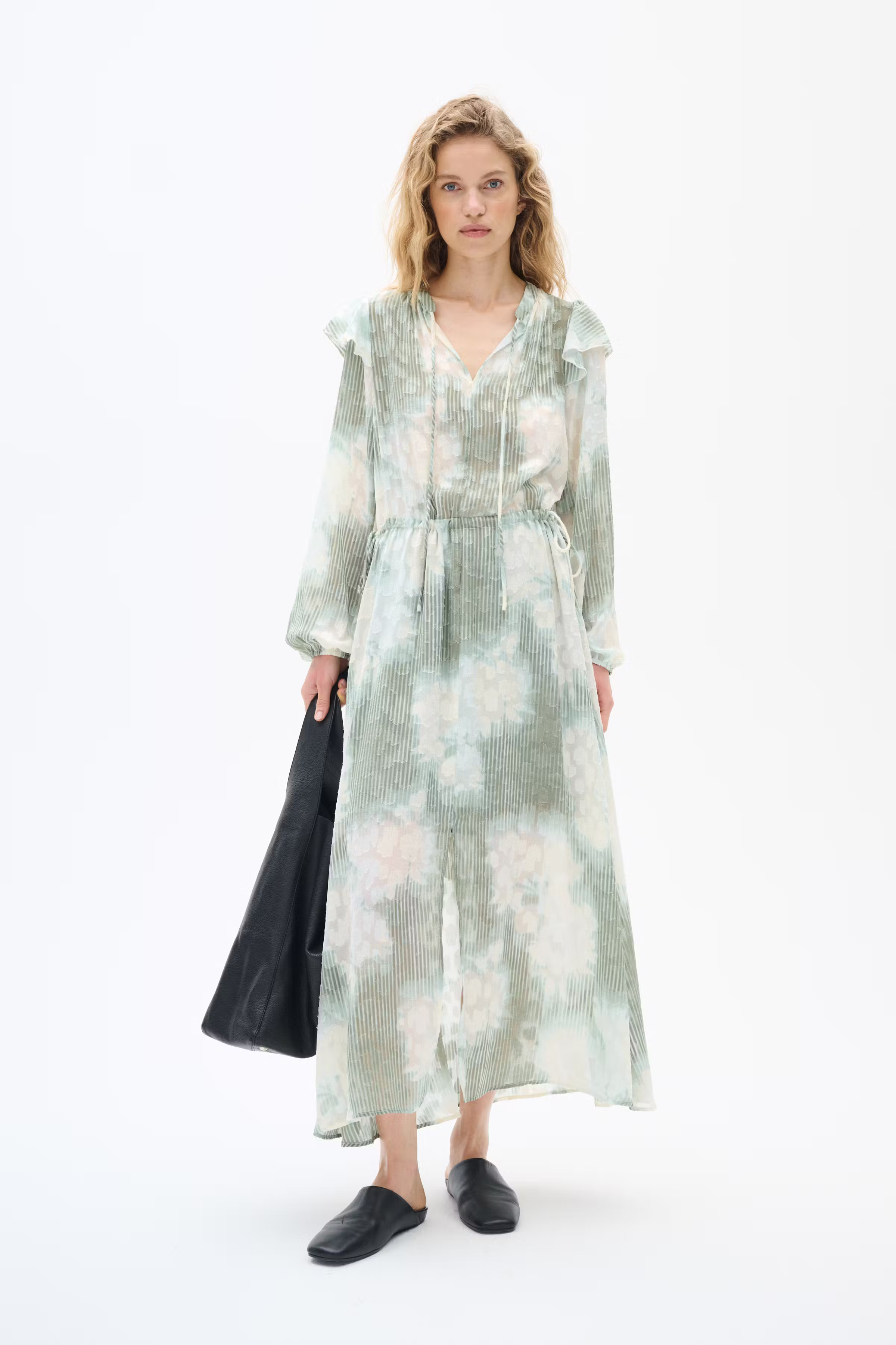 CielleIW Jurk LOOKBOOK FRONT 30110493-303574
