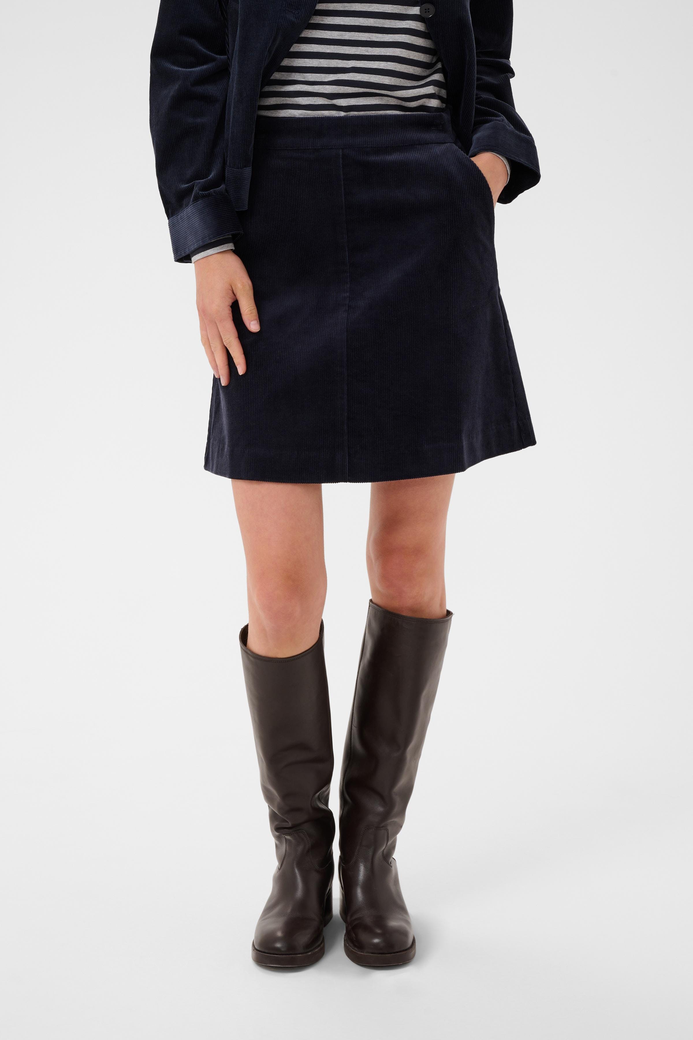 LingsPW Skjørt LOOKBOOK FRONT 30310896-194013