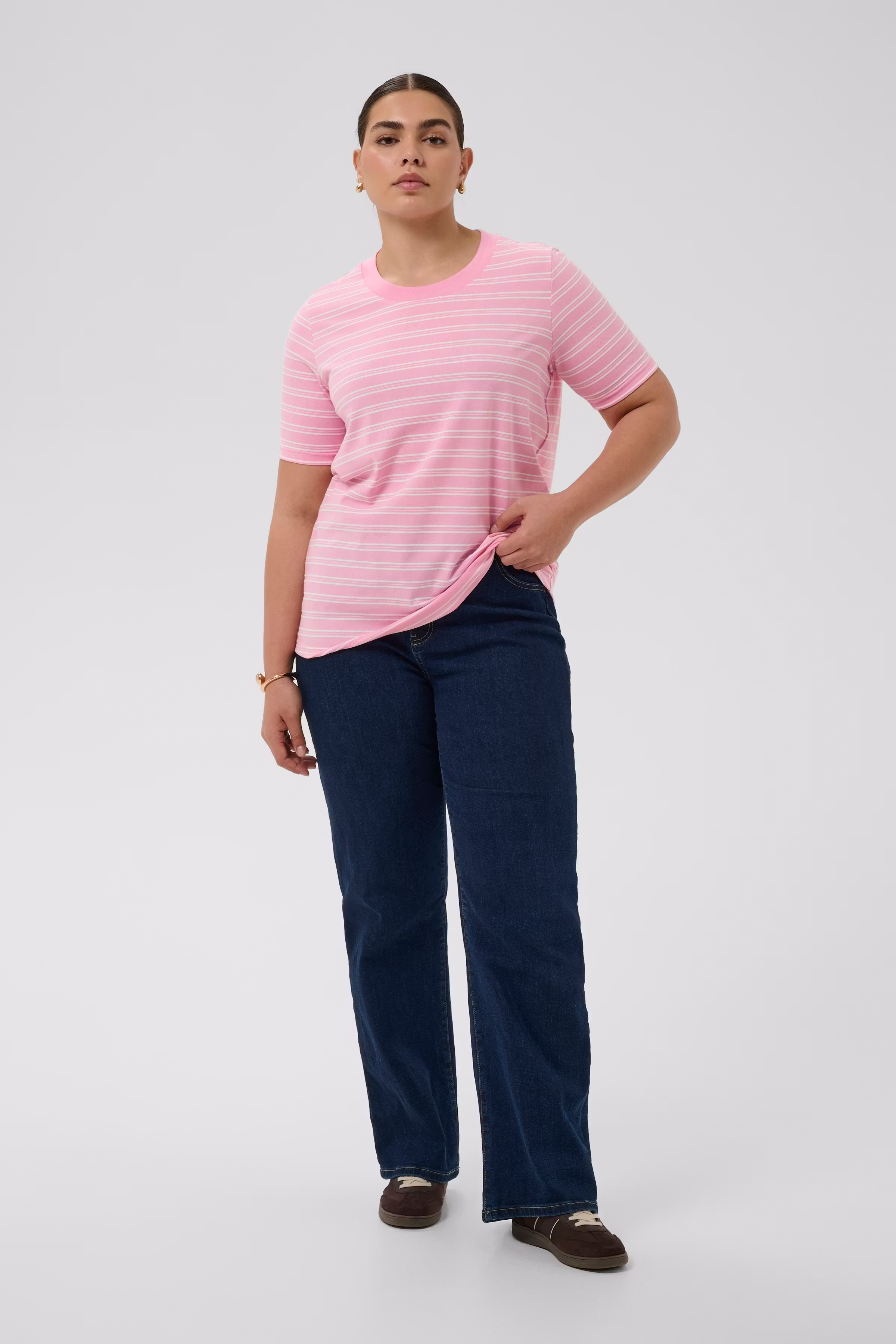 KCjilla T-shirt LOOKBOOK FRONT 10584487-1000104