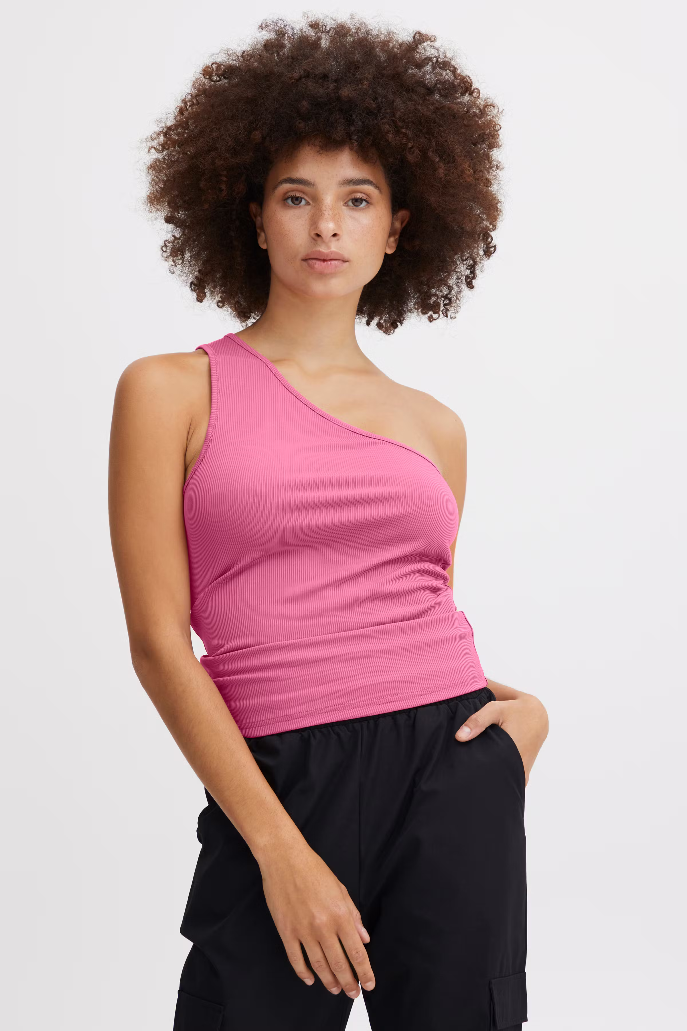 IXHILLA T-shirt LOOKBOOK FRONT 20119229-172625