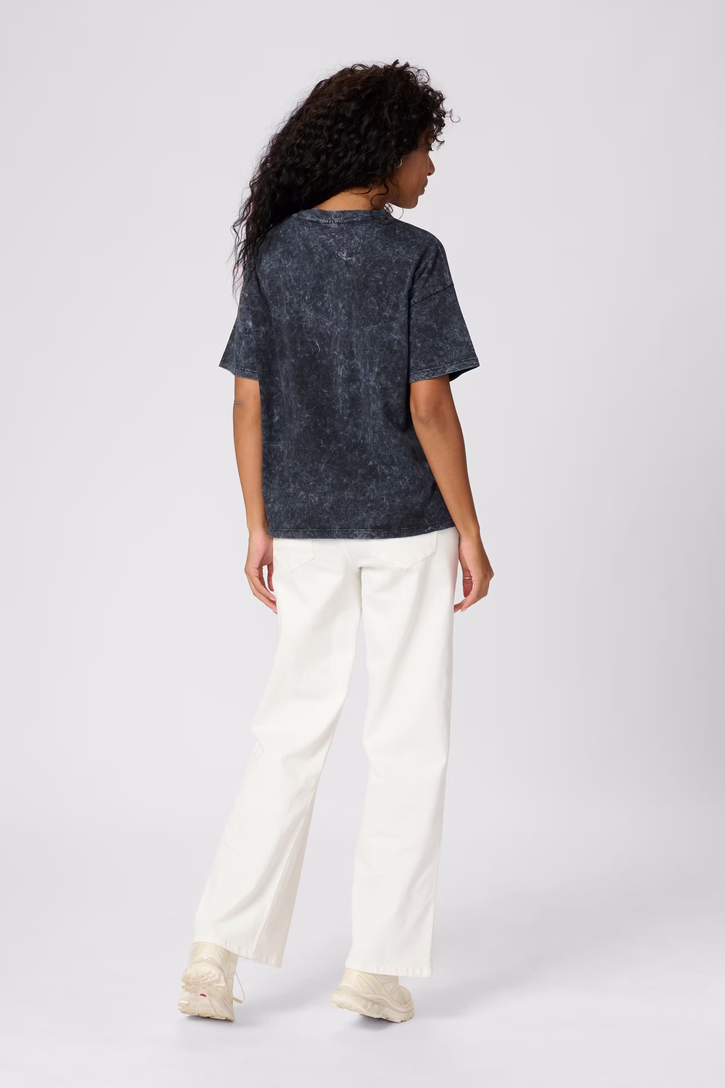 KAwasha T-shirt LOOKBOOK BACK 10510286-100121