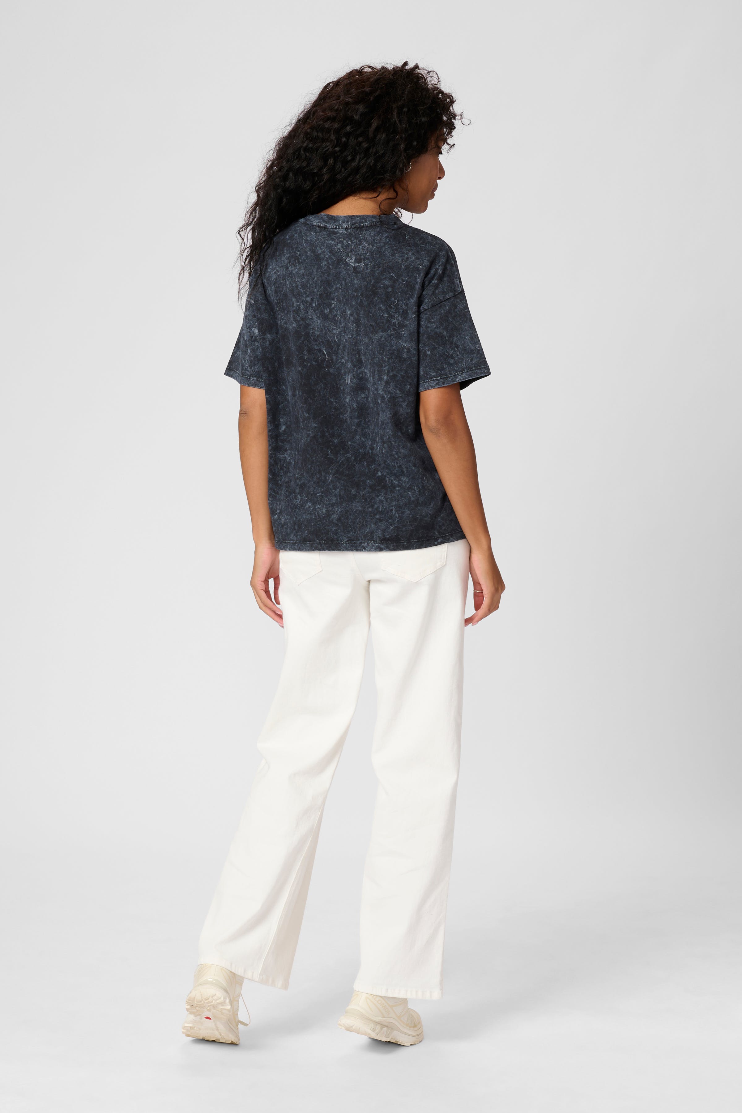 KAwasha T-shirt LOOKBOOK BACK 10510286-100121