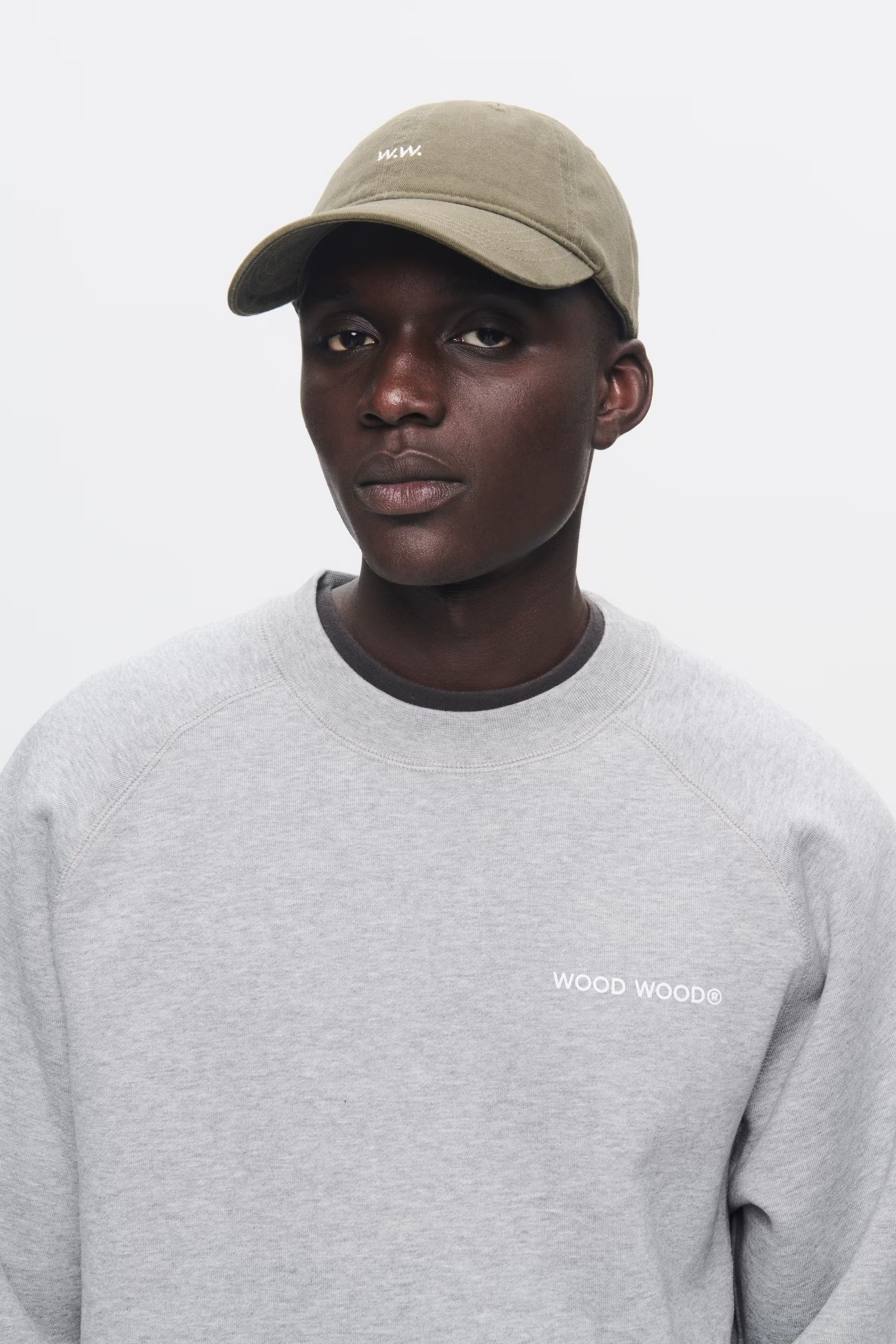 WWHester Sweatshirt LOOKBOOK DETAIL 30251466-303736