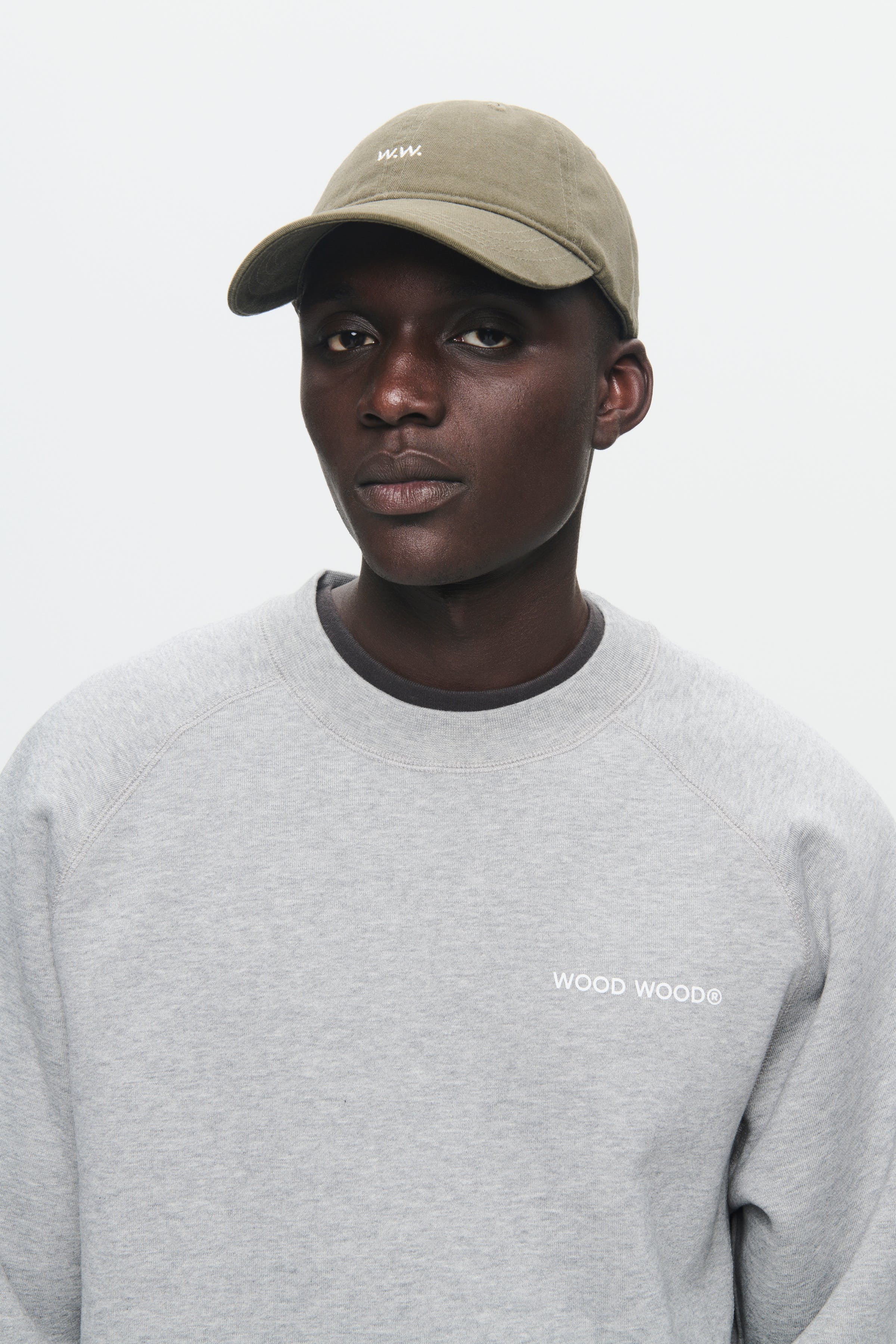 WWHester Sweatshirt LOOKBOOK DETAIL 30251466-303736