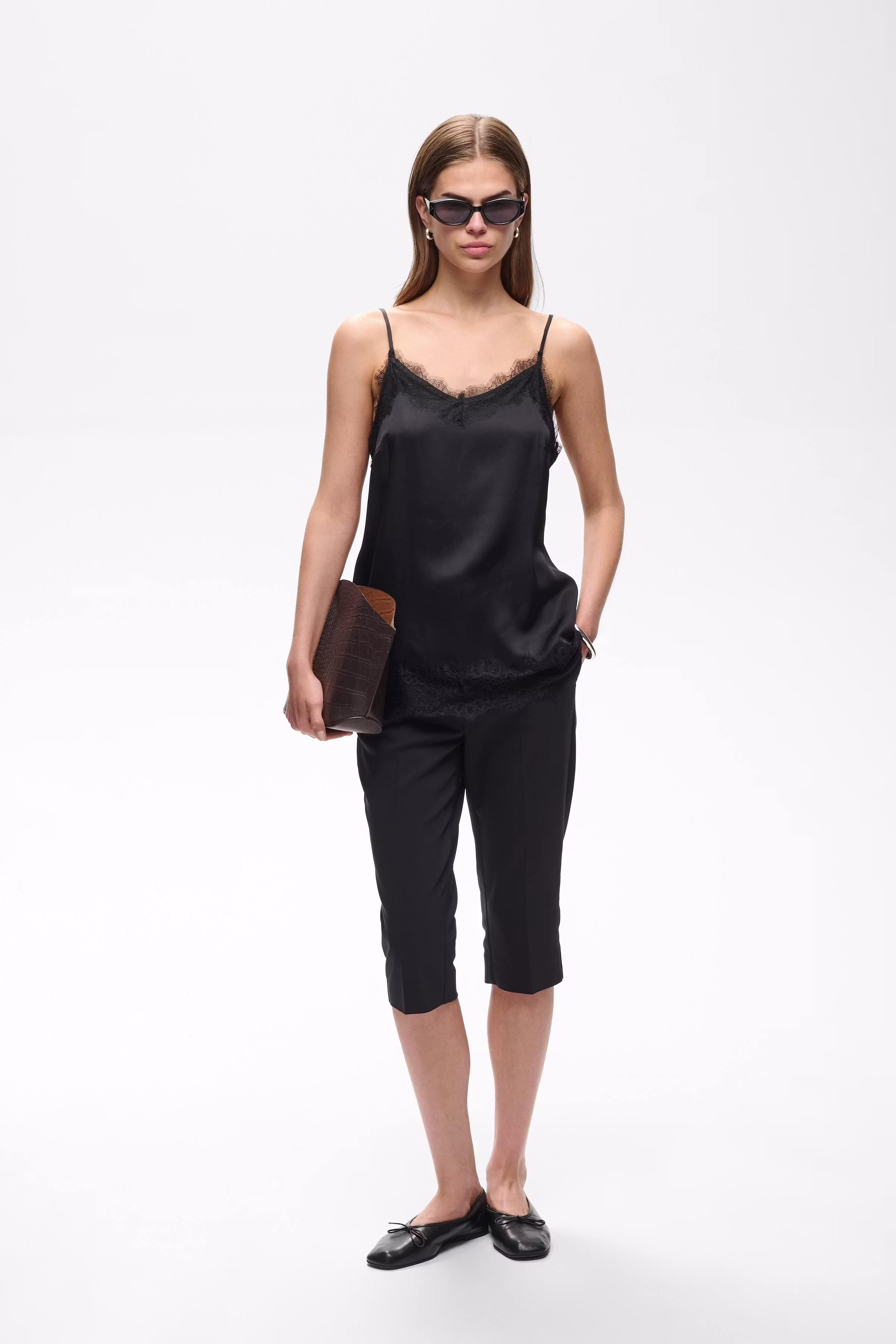 BallaIW Top LOOKBOOK FRONT 30111275-194008