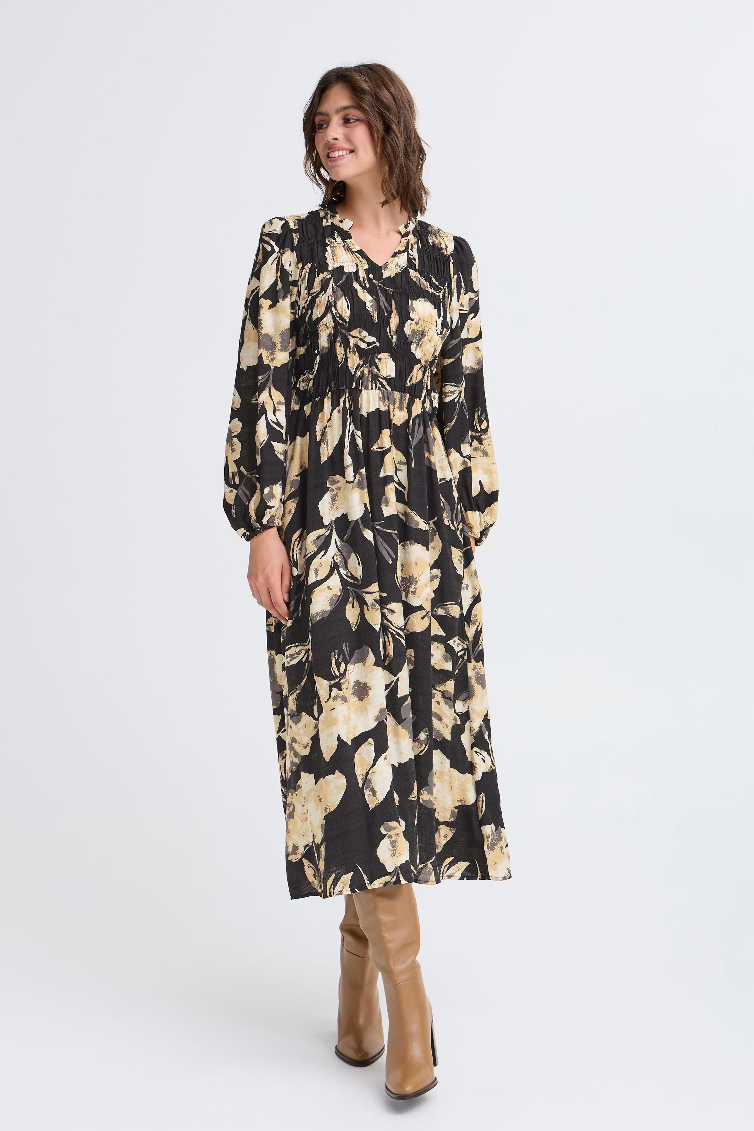 FRARIANA Kjole LOOKBOOK FRONT 20617074-900001437