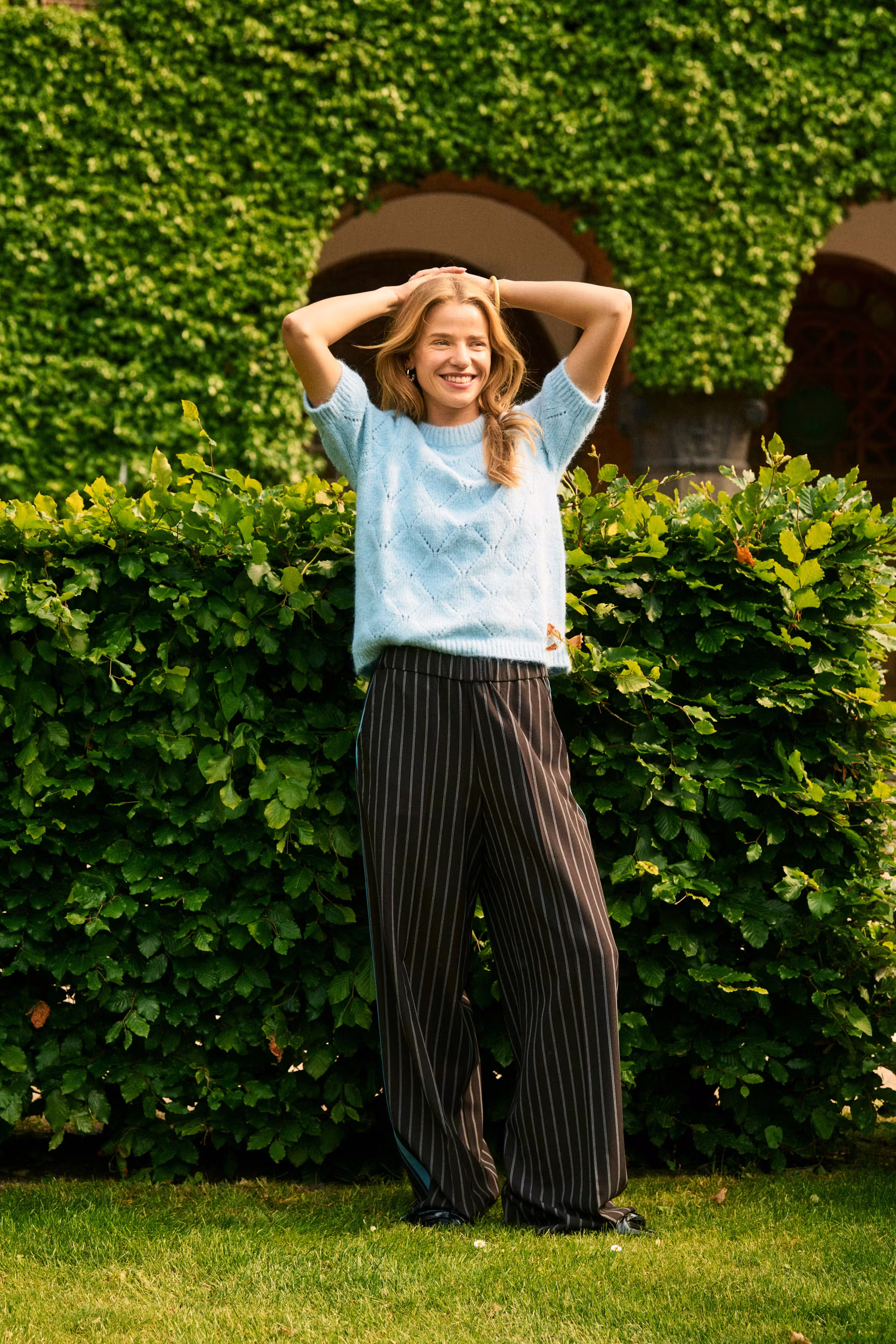 PavaaniSZ Pullover LOCATION NONE 30514925-144112