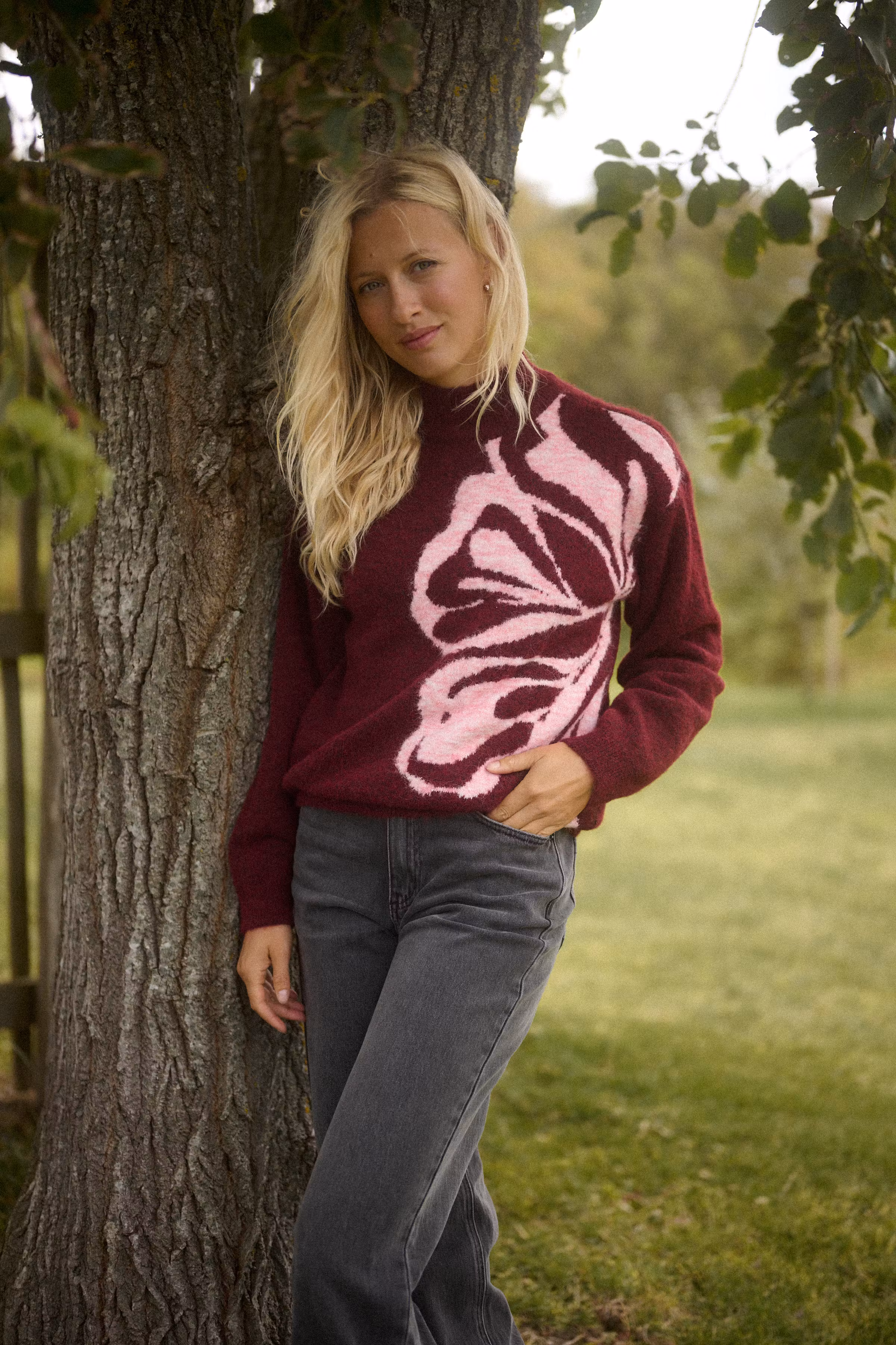 KAkailey Pullover LOCATION NONE 10513072-1000697