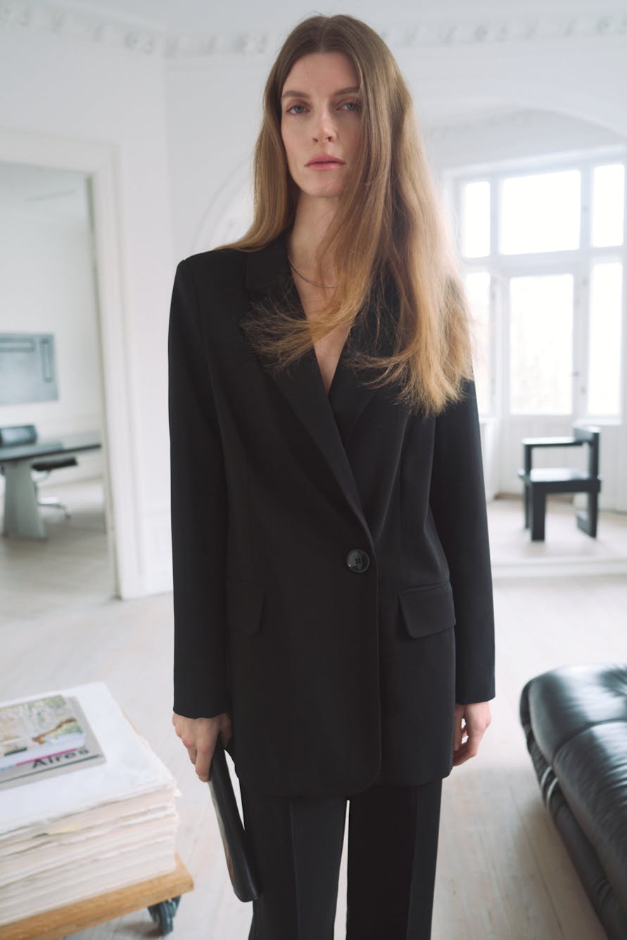 AdianIW Blazer LOCATION NONE 30107854-194008