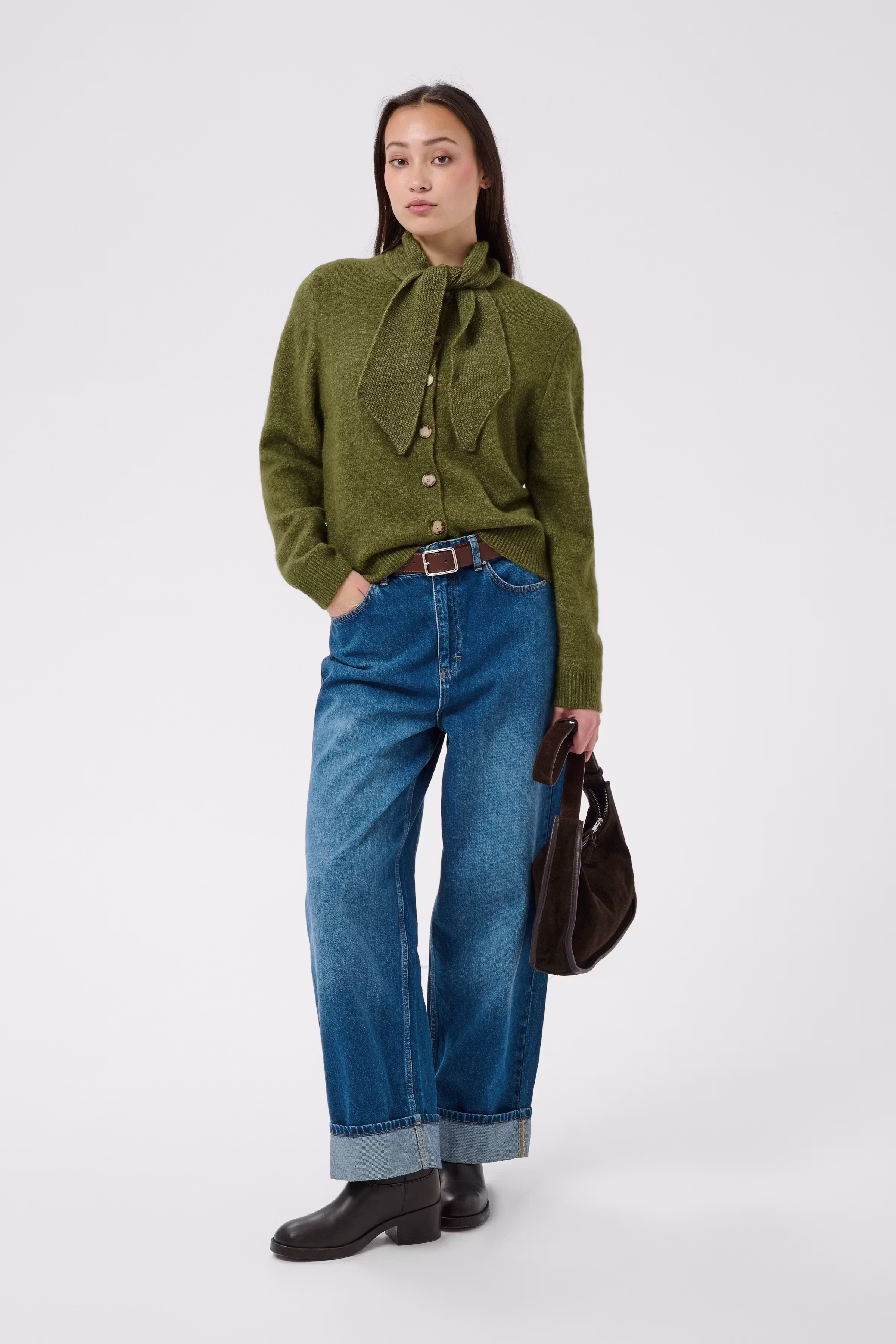 ChaniePW Cardigan LOOKBOOK FRONT 30310843-305346