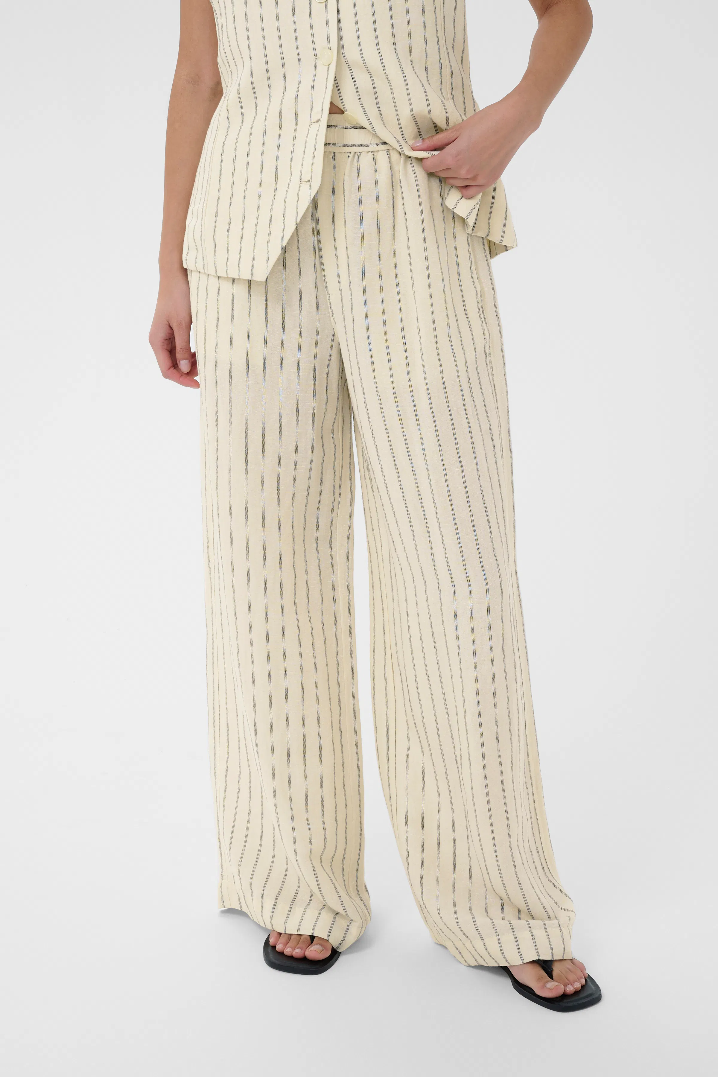BianaPW Trousers LOOKBOOK FRONT 30310519-304935