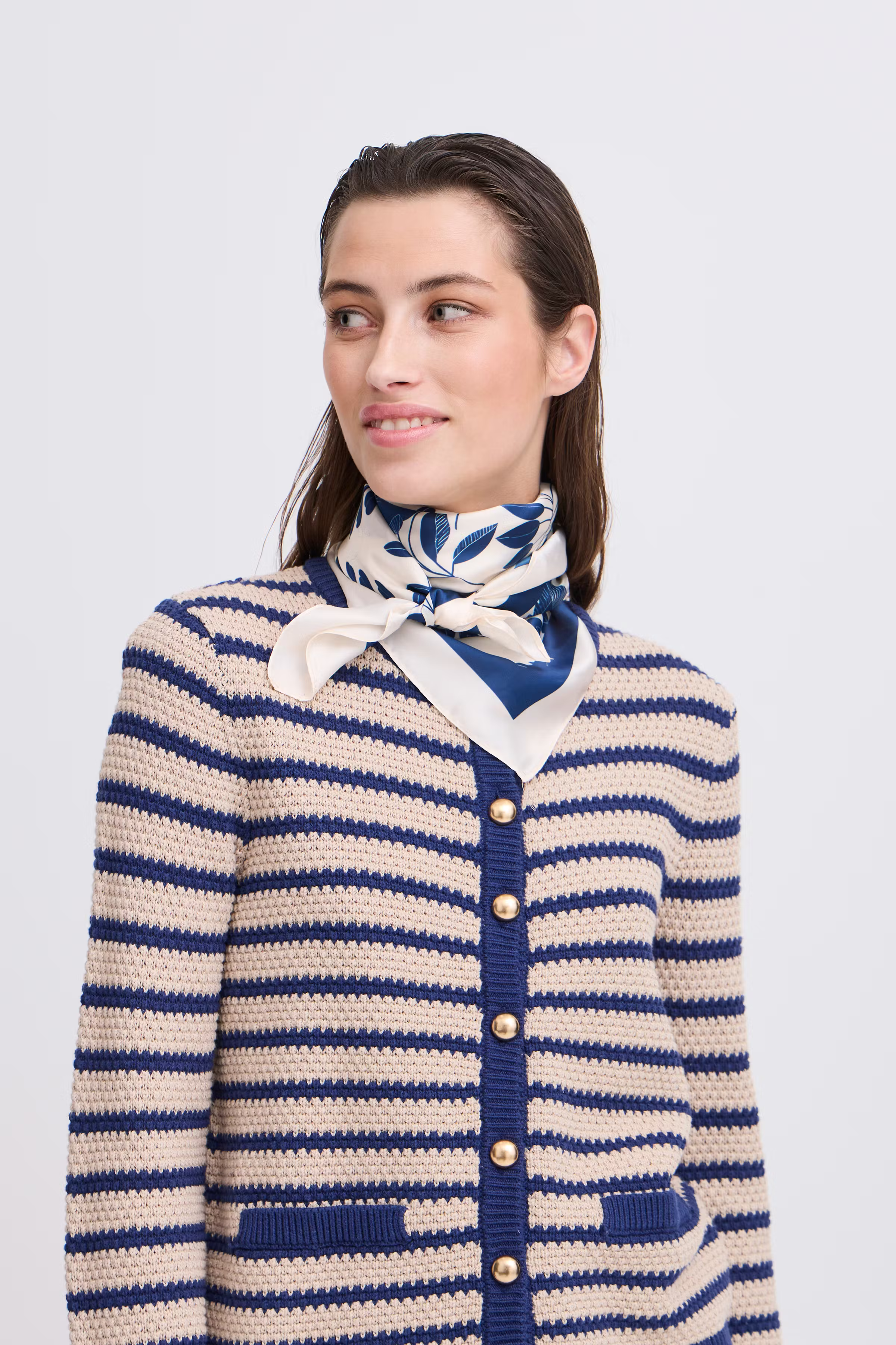 BAVISTTE Skjerf LOOKBOOK FRONT 20816385-204267