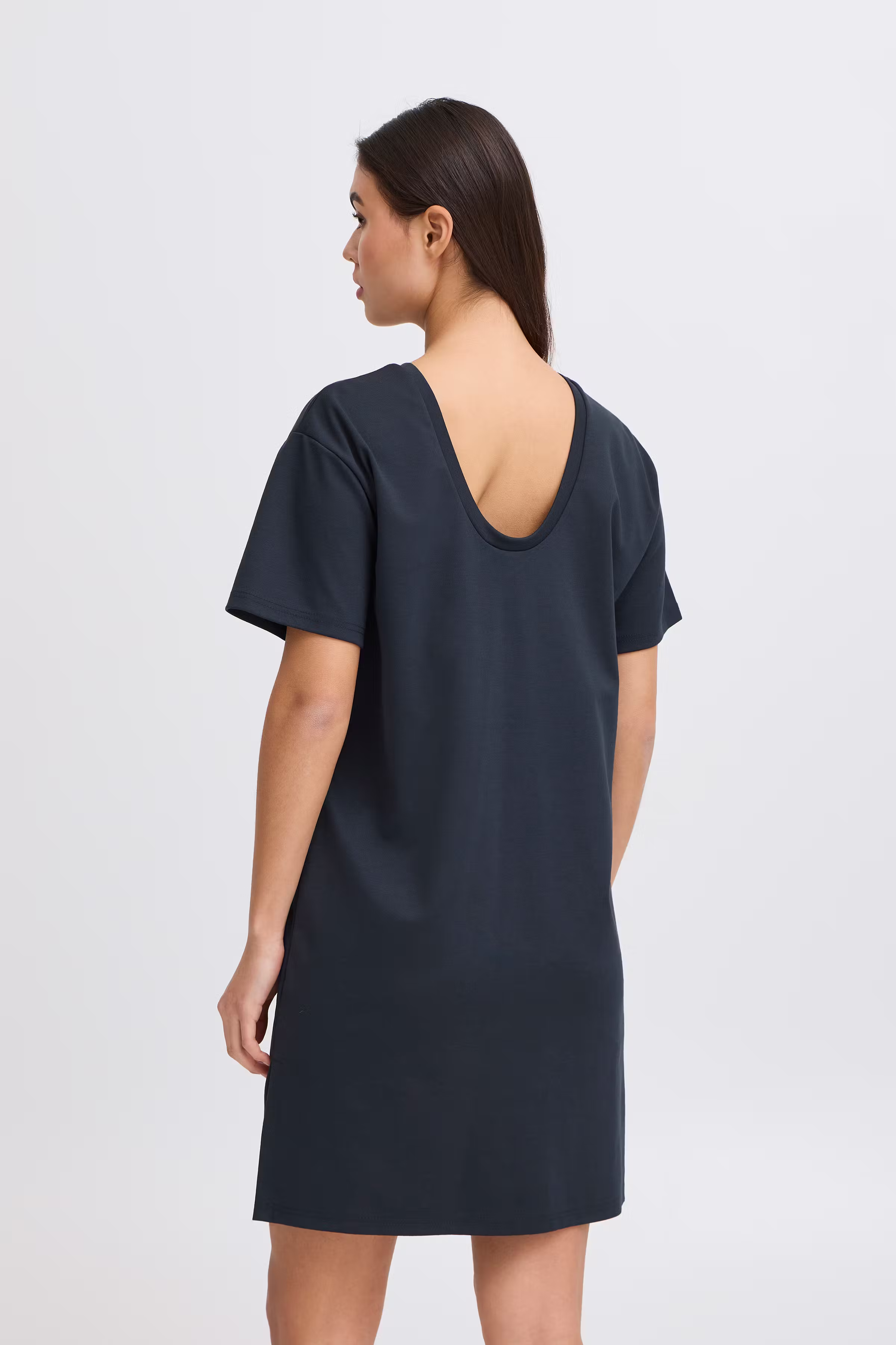 IHKALA Klänning LOOKBOOK BACK 20122812-194010