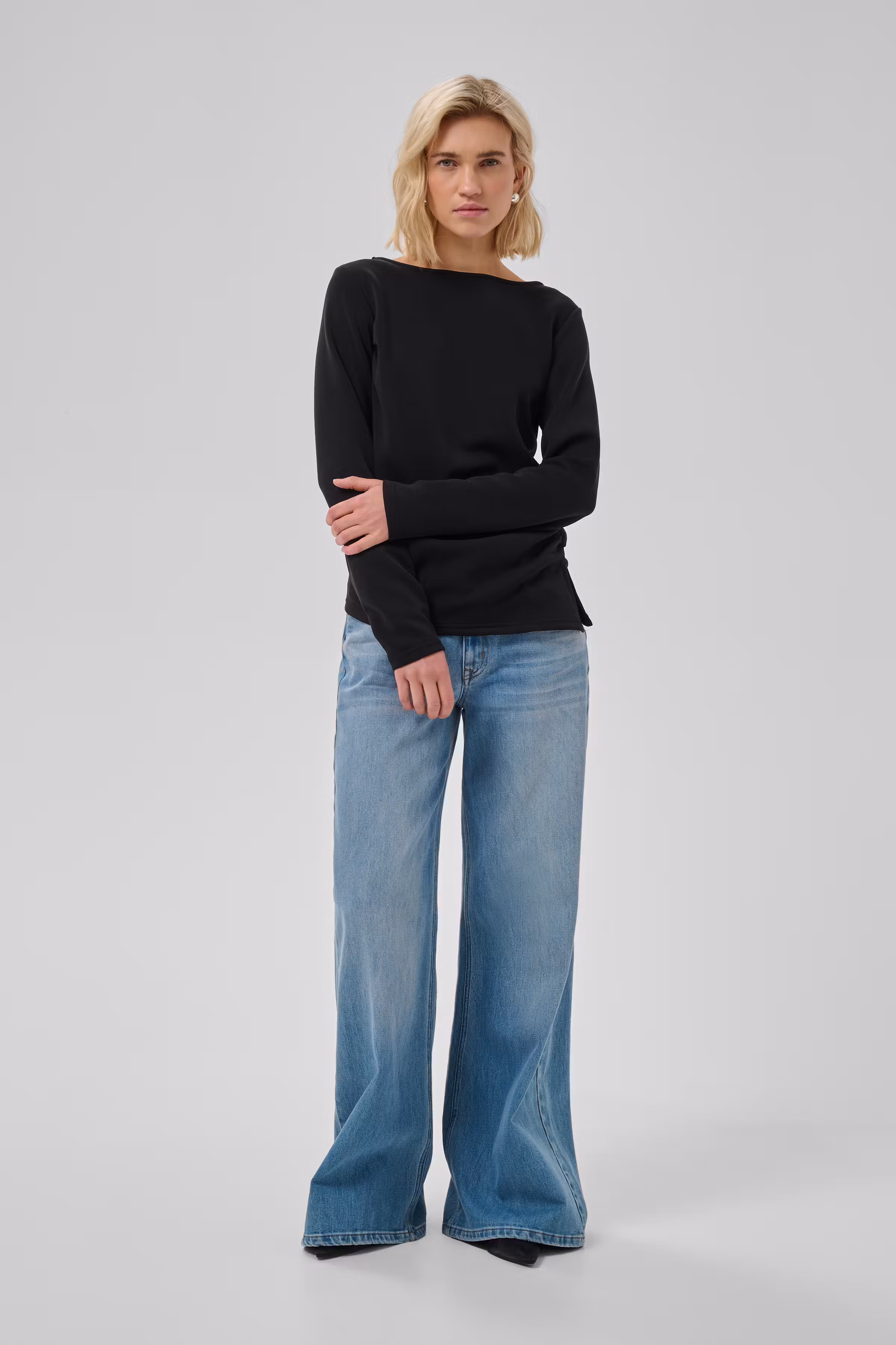 MWHelle Blouse LOOKBOOK FRONT 10705662-100031