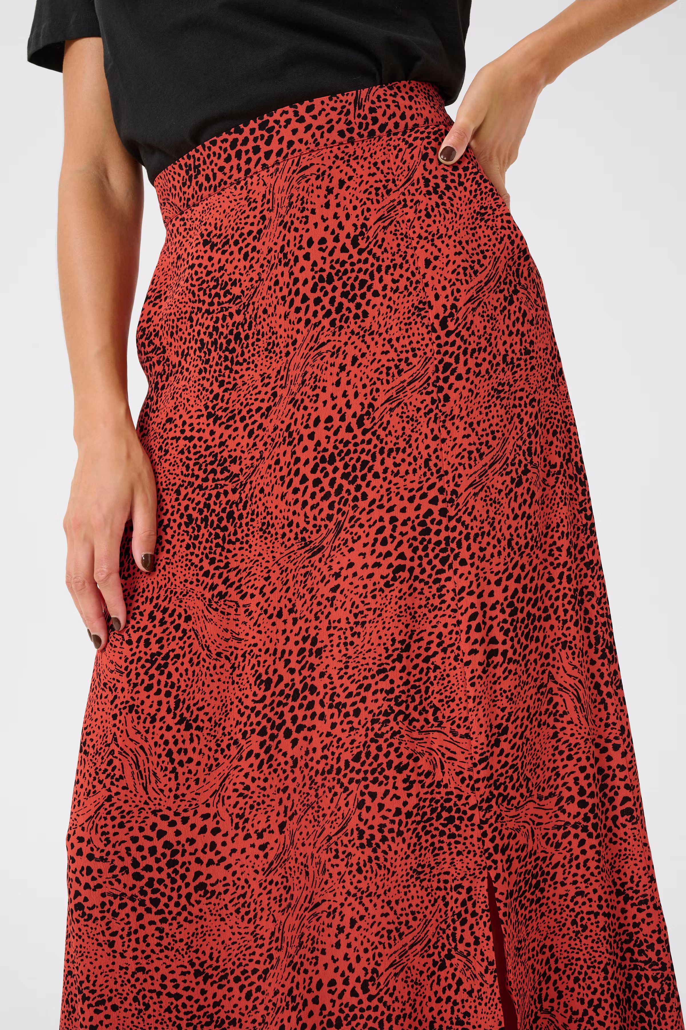 KAliana Skirt LOOKBOOK DETAIL 10509927-107428