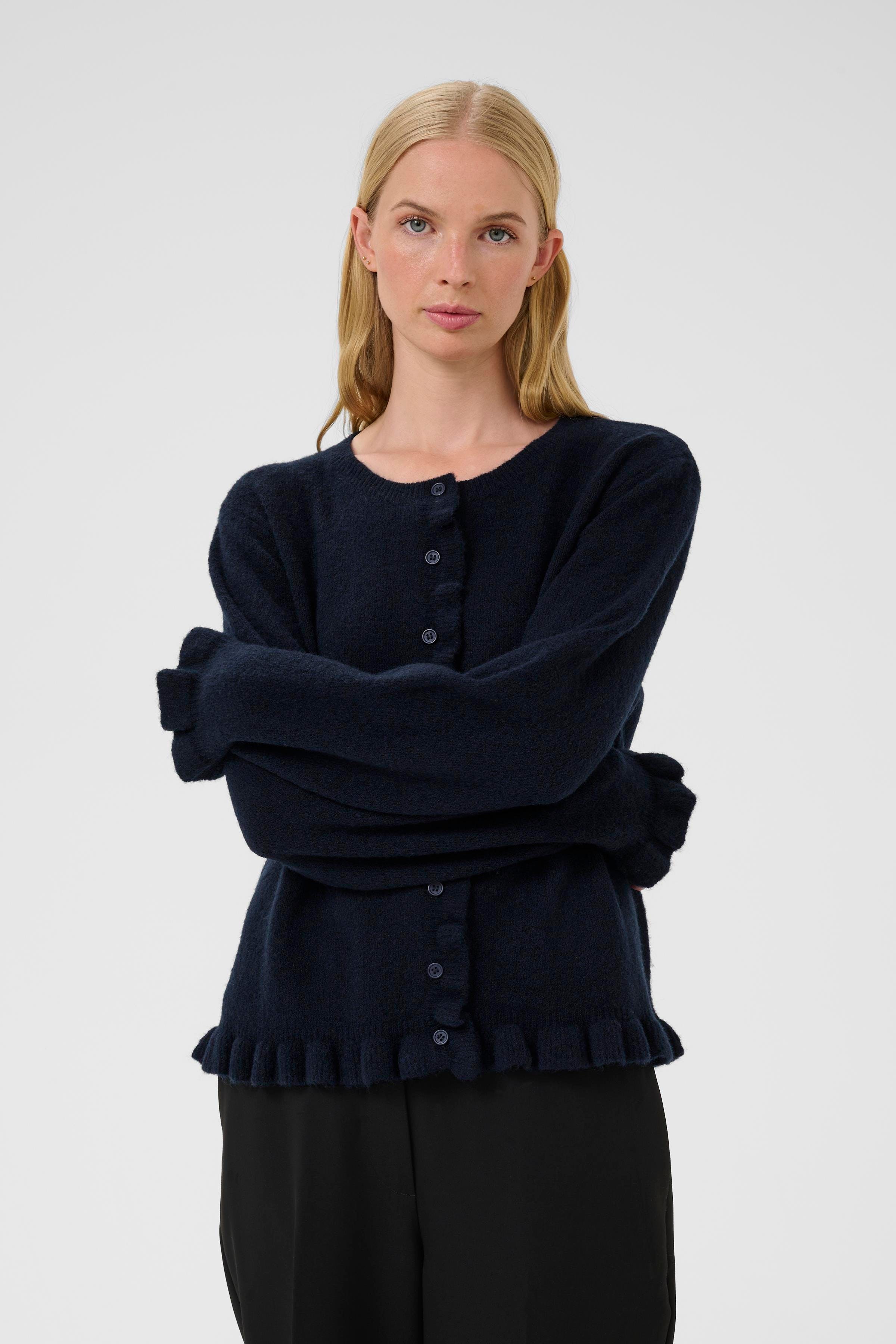 KBNoabelle Cardigan LOOKBOOK FRONT 10105751-194016