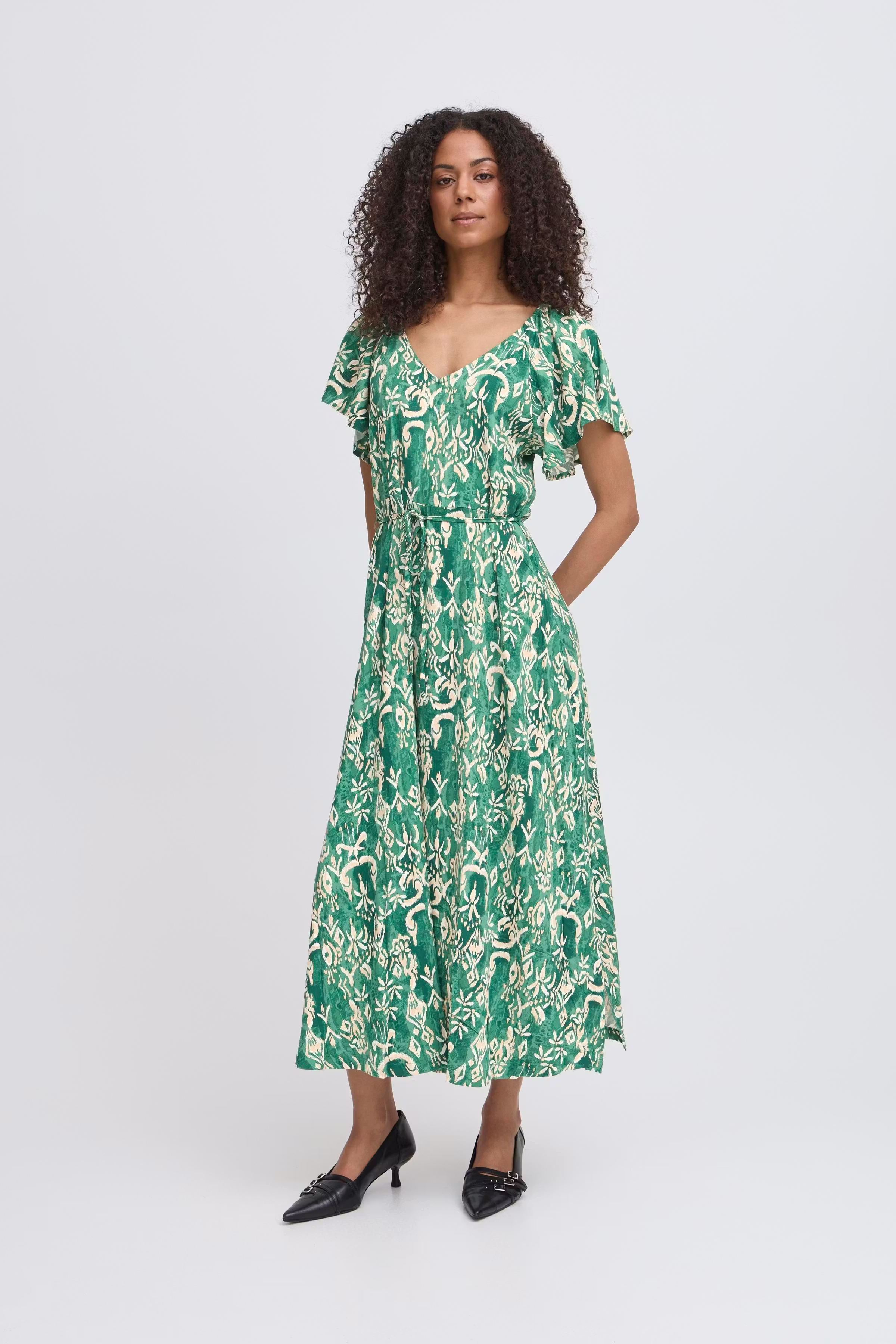 IHAYA Kleid LOOKBOOK FRONT 20123315-204615