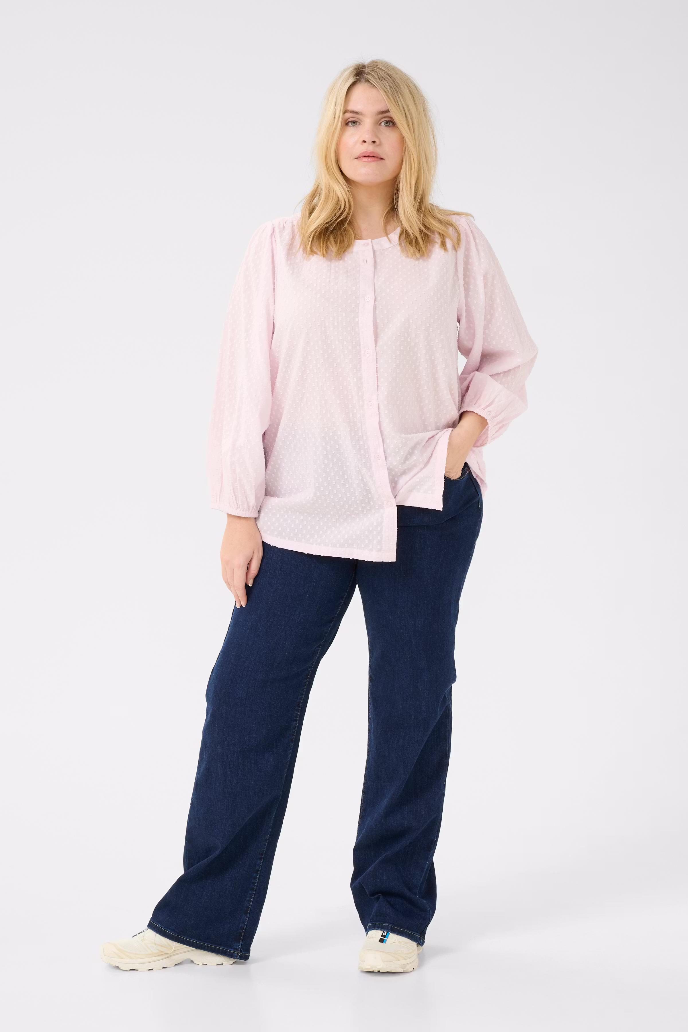 KCrory Blus LOOKBOOK FRONT 10582891-133405