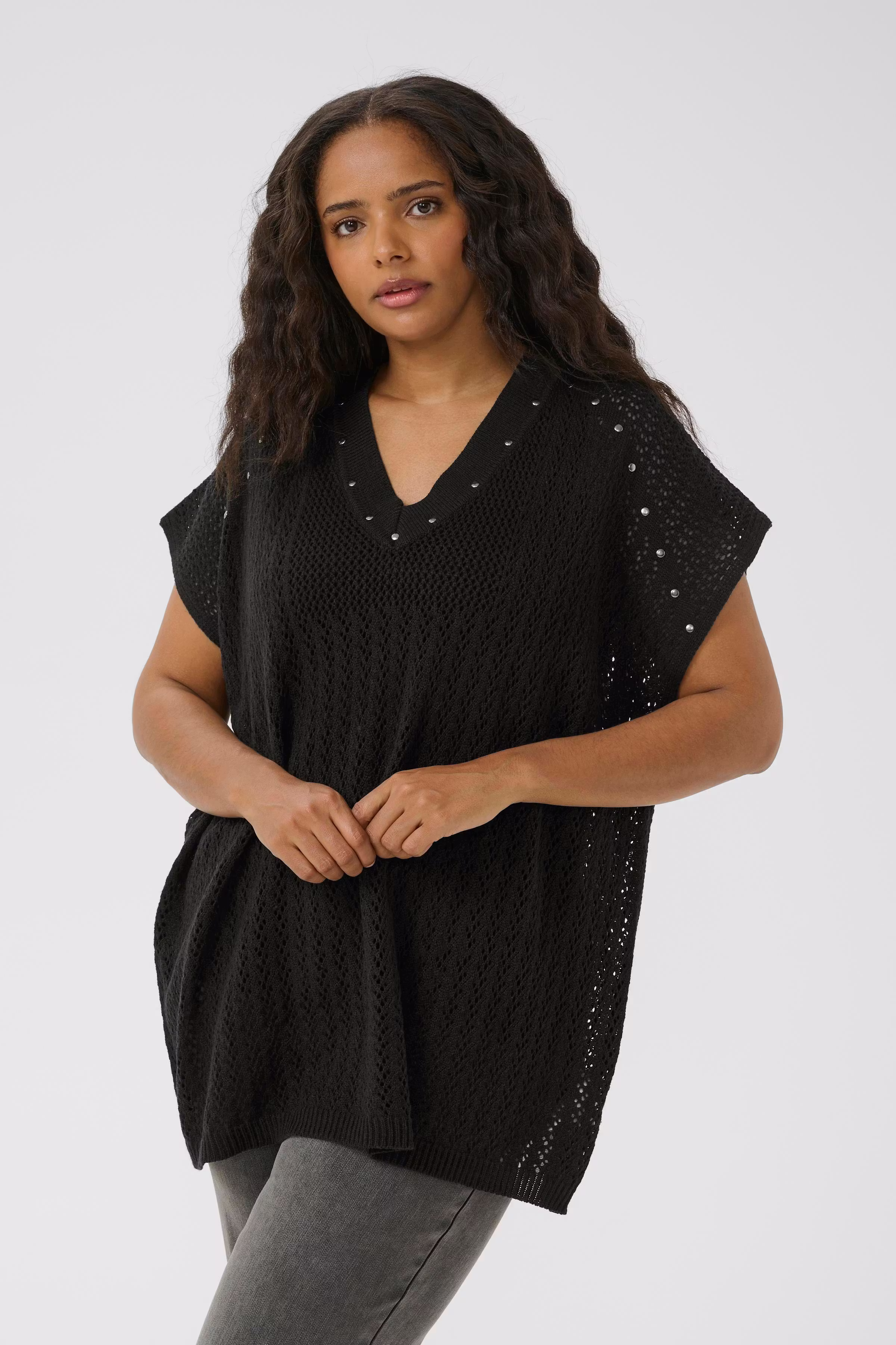 KCrosa Poncho LOOKBOOK FRONT 10583585-100121